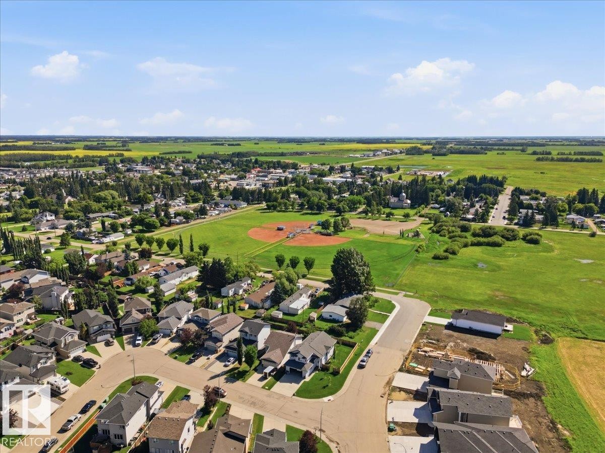 5221 47 Ave, Calmar, AB - Outdoor With View