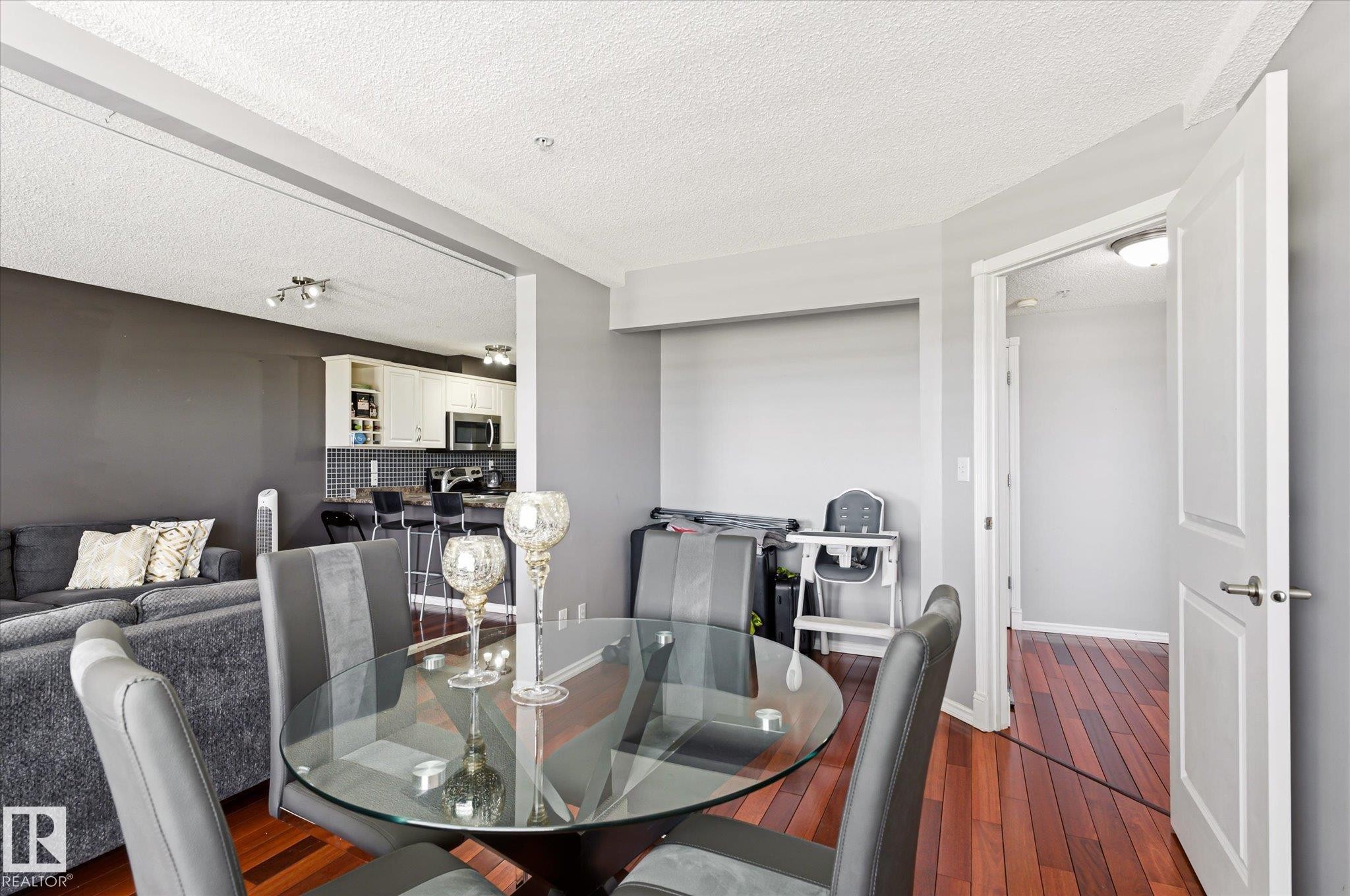 #418 17404 64 Av Nw, Edmonton, AB - Indoor Photo Showing Dining Room