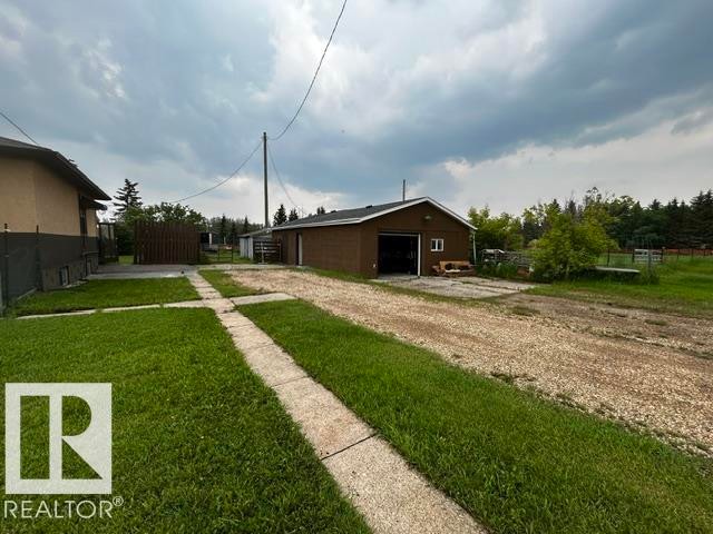5004 52 Avenue, Chipman, AB - Outdoor