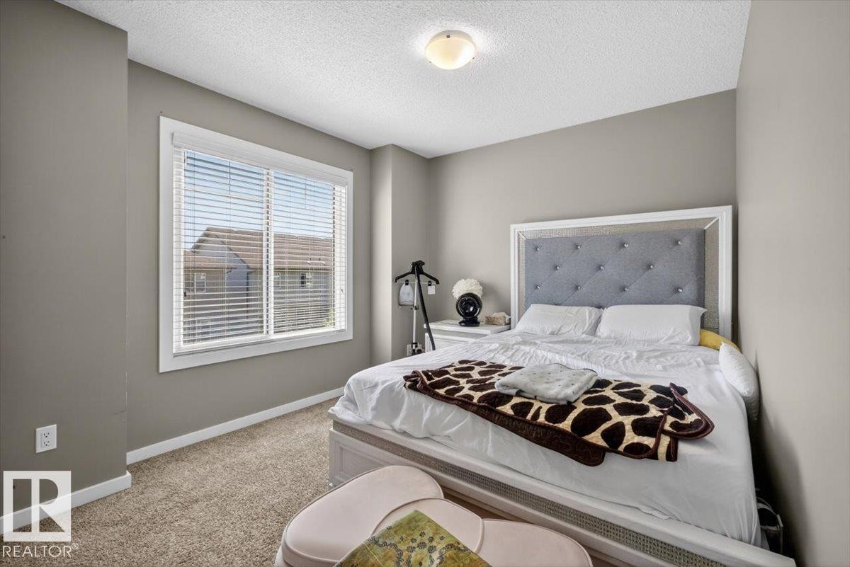 23 2215 24 Street, Edmonton, AB - Indoor Photo Showing Bedroom