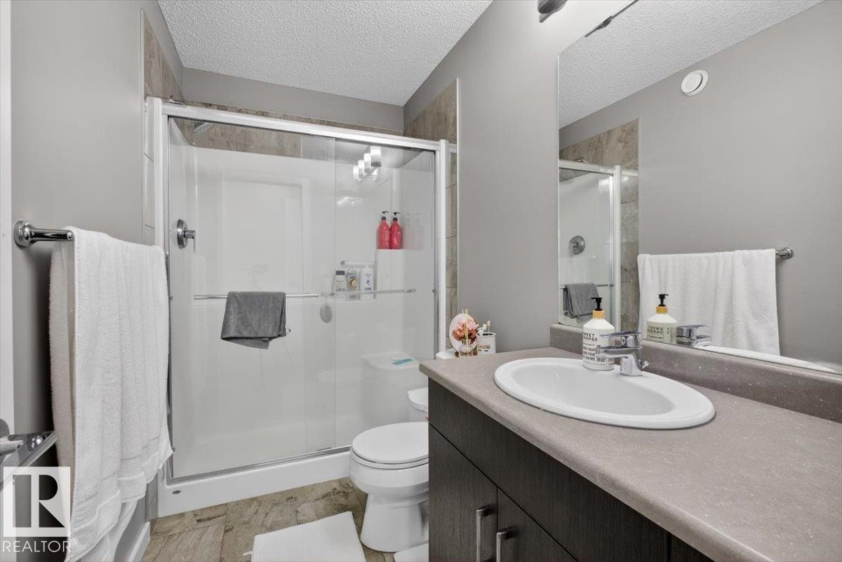23 2215 24 Street, Edmonton, AB - Indoor Photo Showing Bathroom
