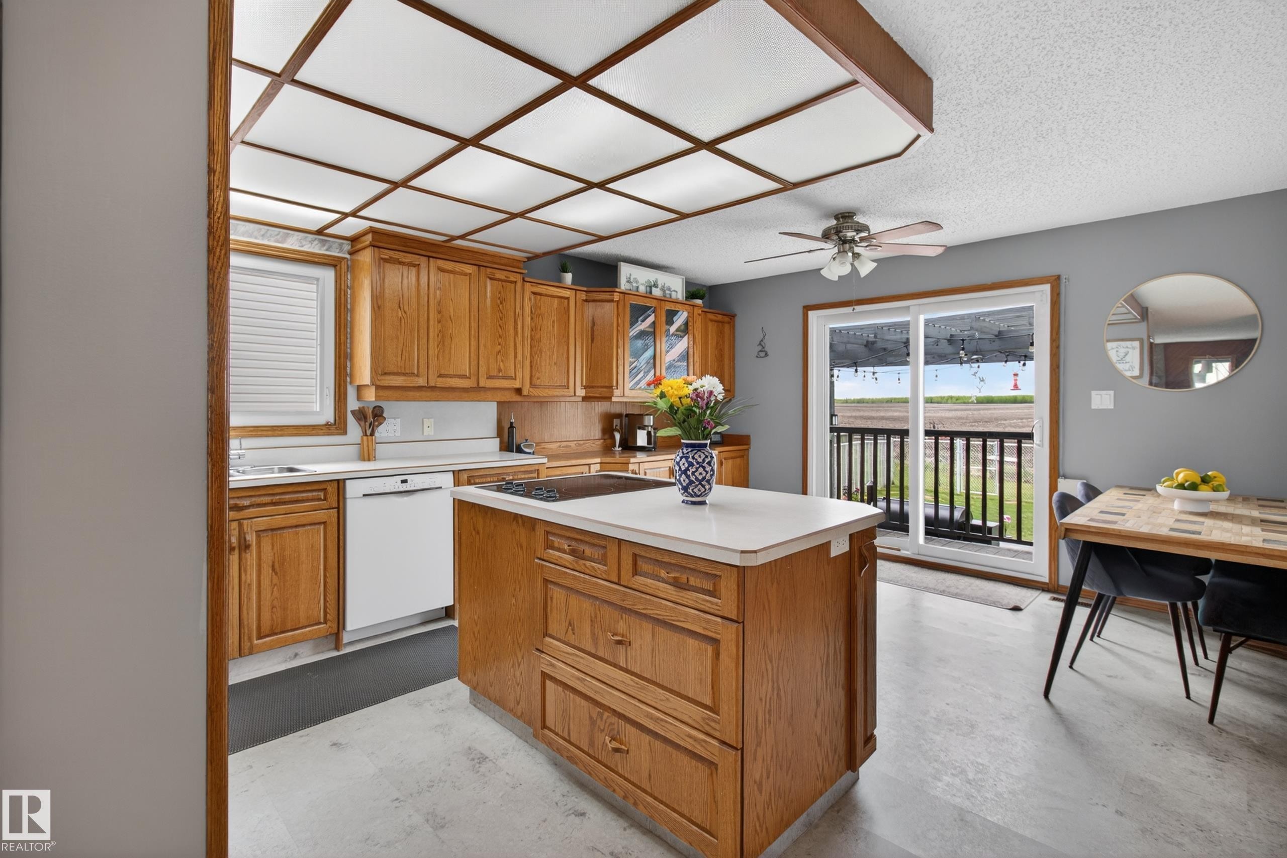 5329 65 St, Redwater, AB - Indoor Photo Showing Other Room