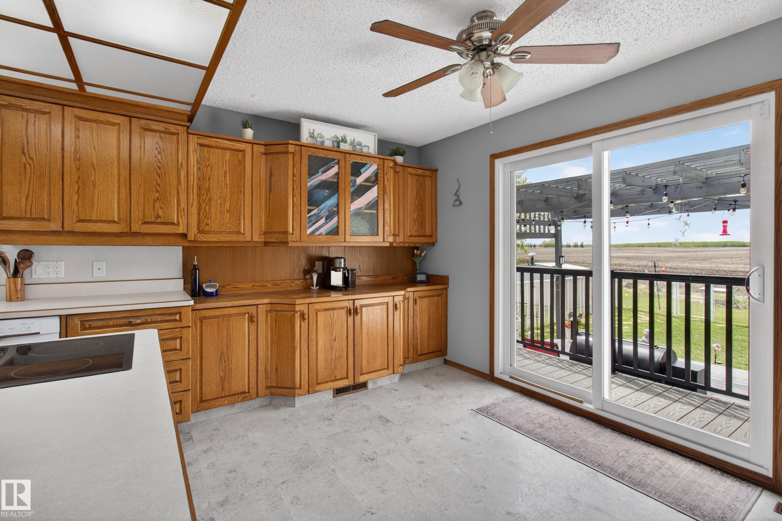5329 65 St, Redwater, AB - Indoor Photo Showing Other Room