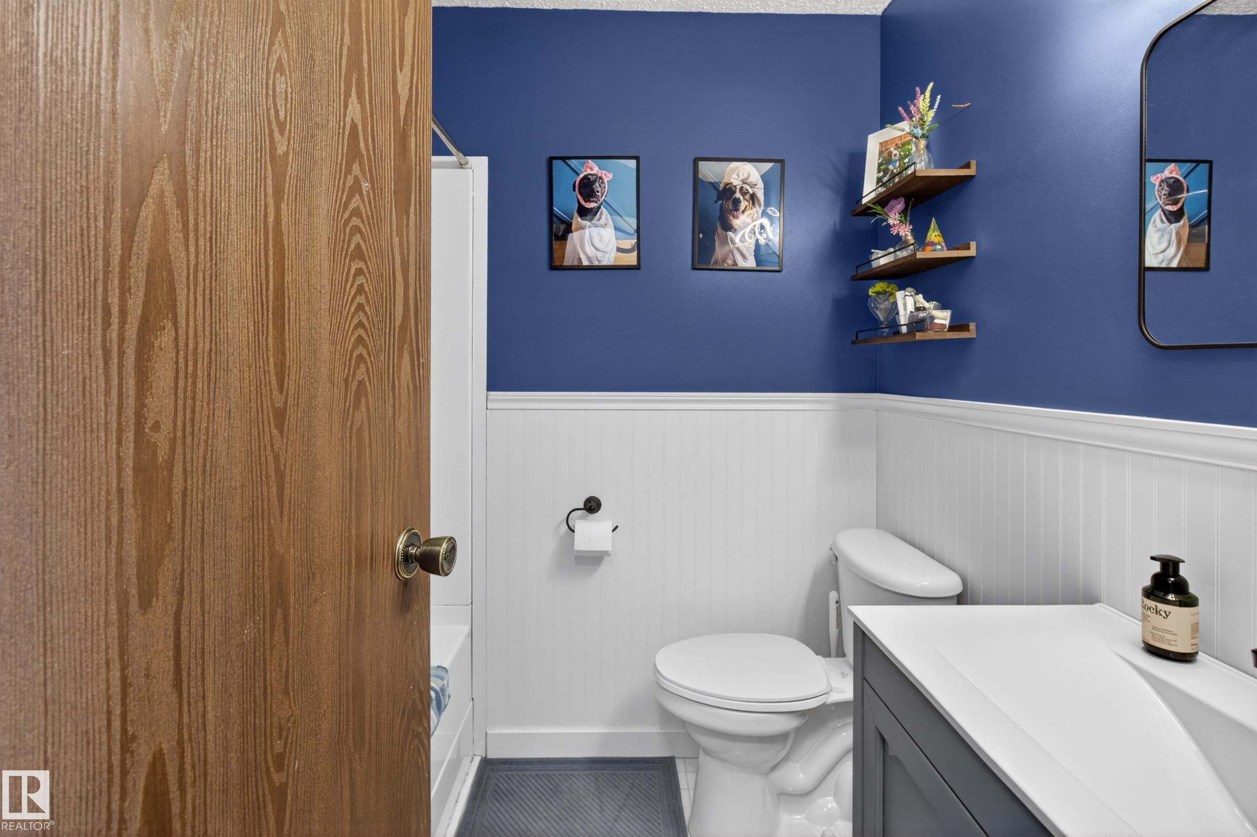 5329 65 St, Redwater, AB - Indoor Photo Showing Bathroom