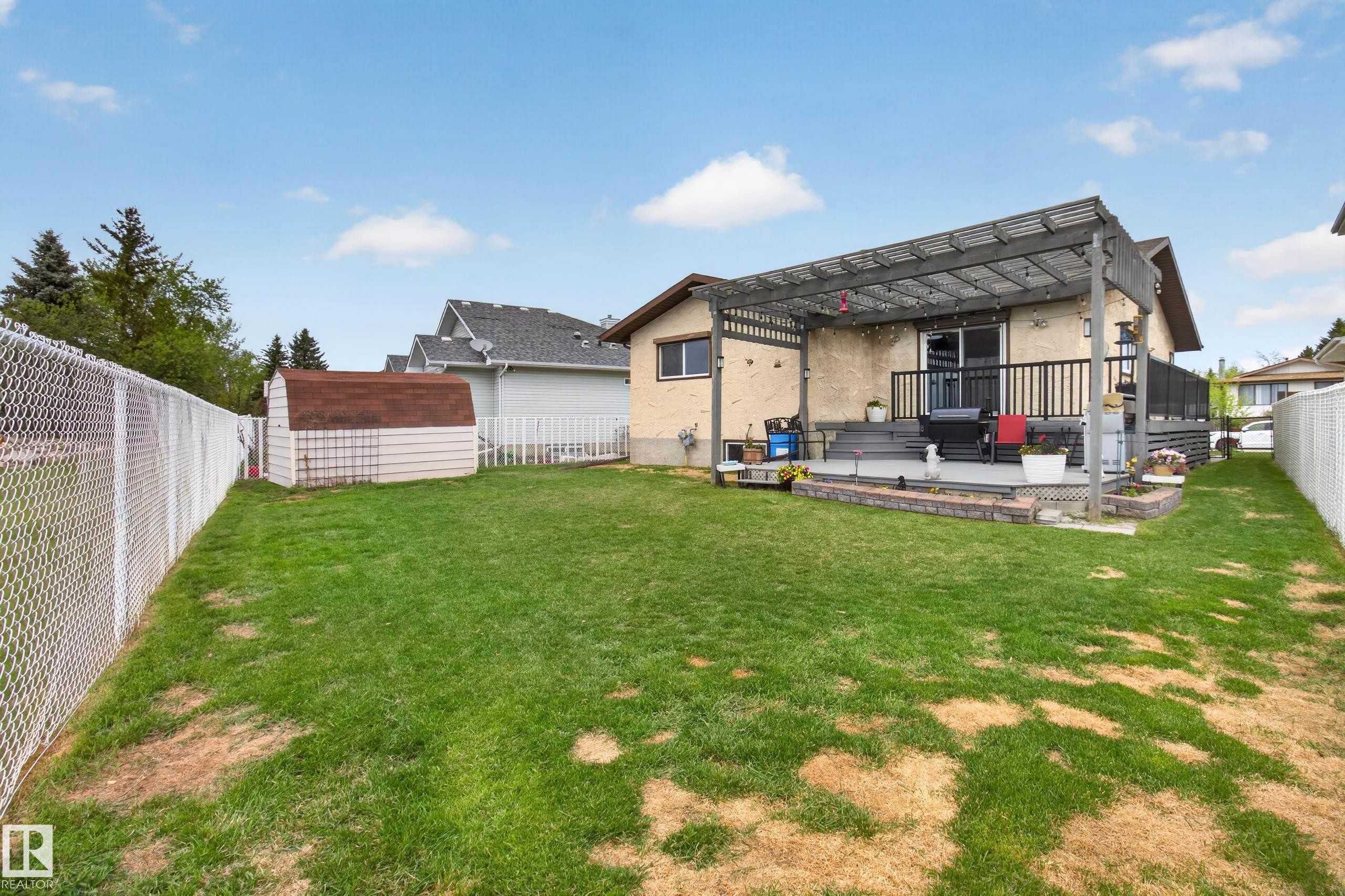 5329 65 St, Redwater, AB - Outdoor With Deck Patio Veranda