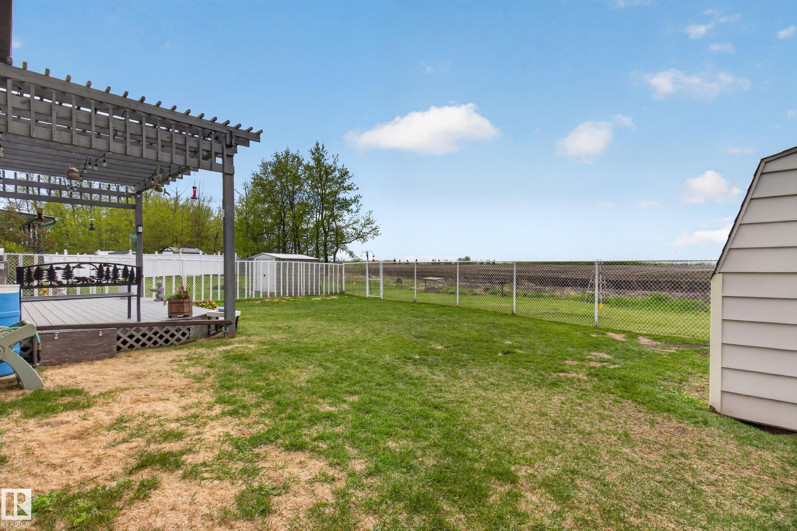 5329 65 St, Redwater, AB - Outdoor