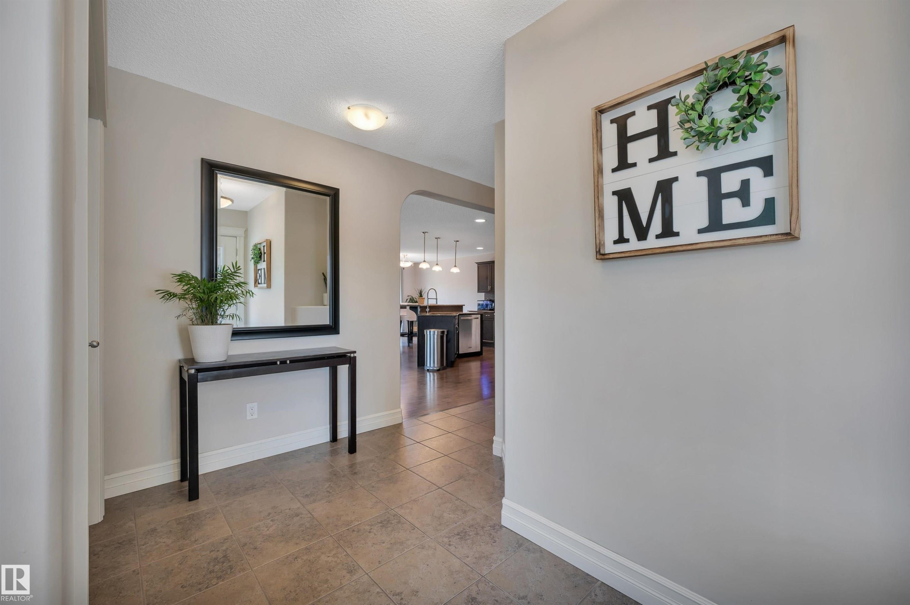 1740 59 Street Sw, Edmonton, AB - Indoor Photo Showing Other Room