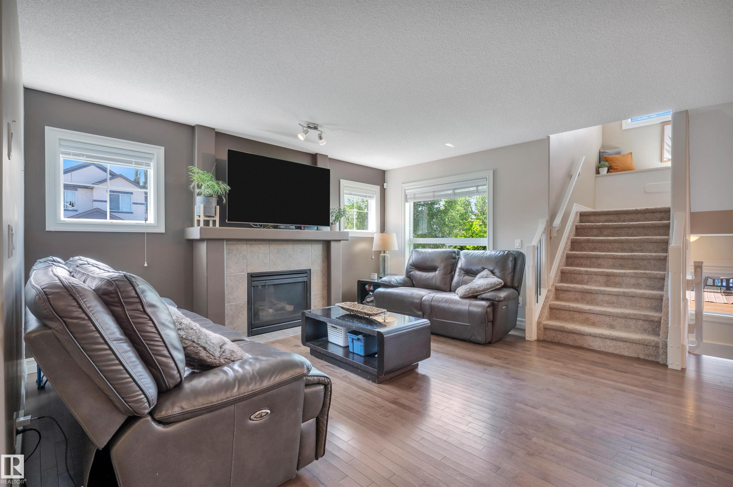 1740 59 Street Sw, Edmonton, AB - Indoor Photo Showing Living Room With Fireplace