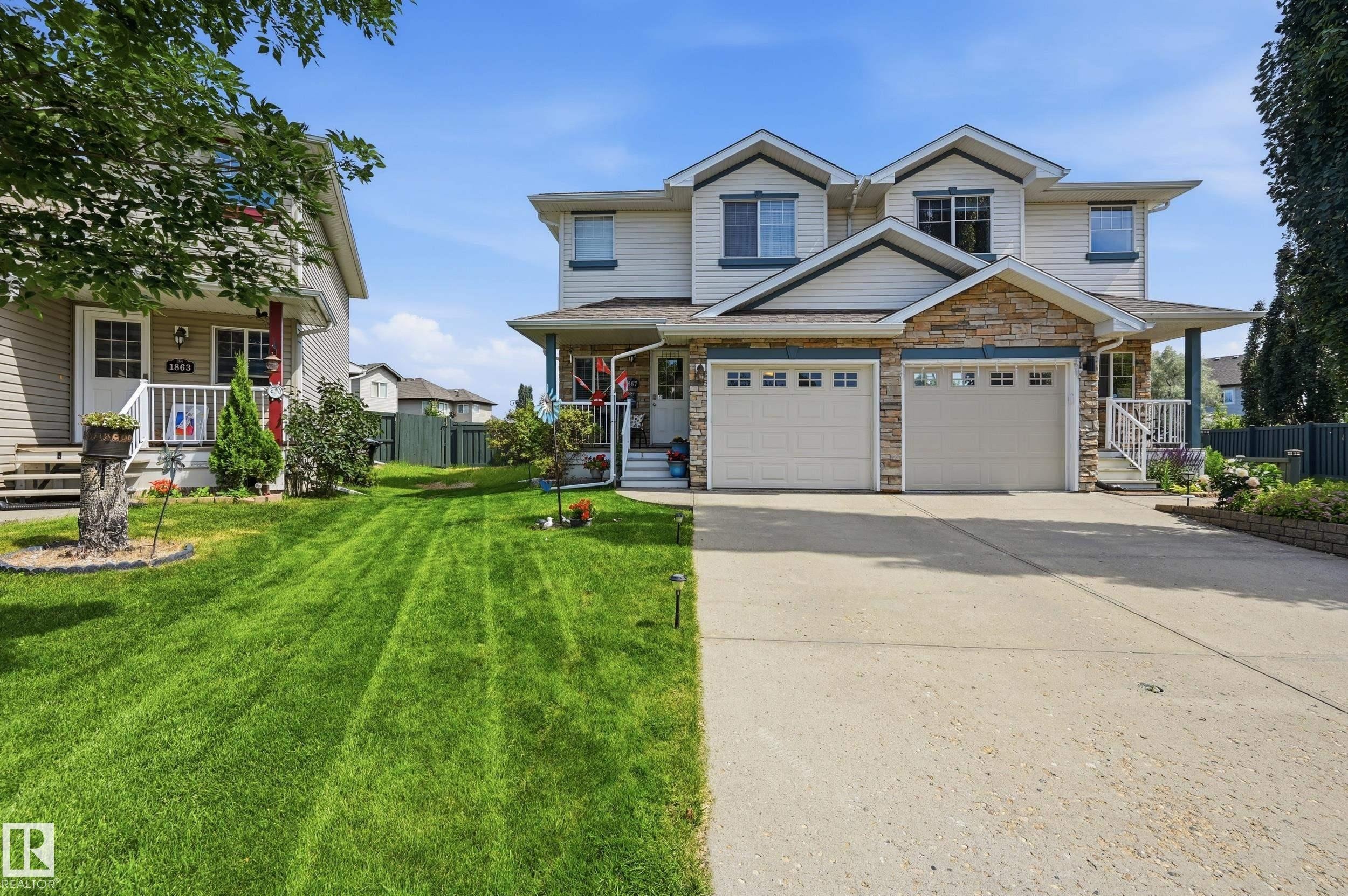 1867 119 Street Sw, Edmonton, AB - Outdoor With Facade