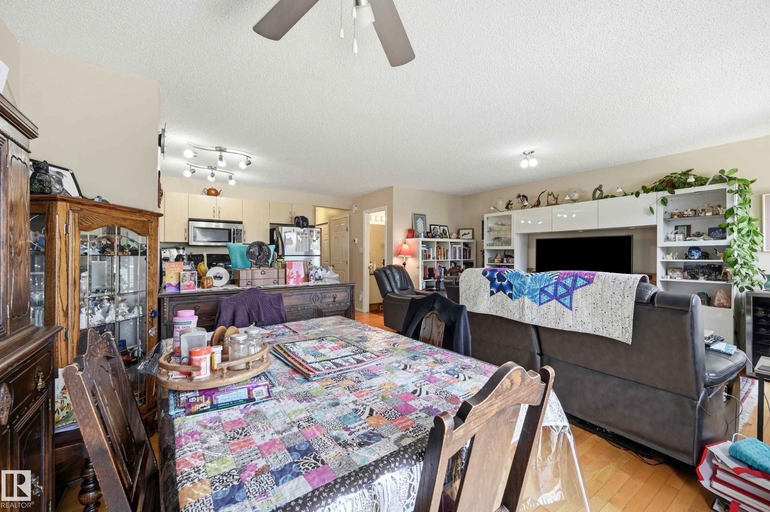 1867 119 Street Sw, Edmonton, AB - Indoor Photo Showing Dining Room With Fireplace