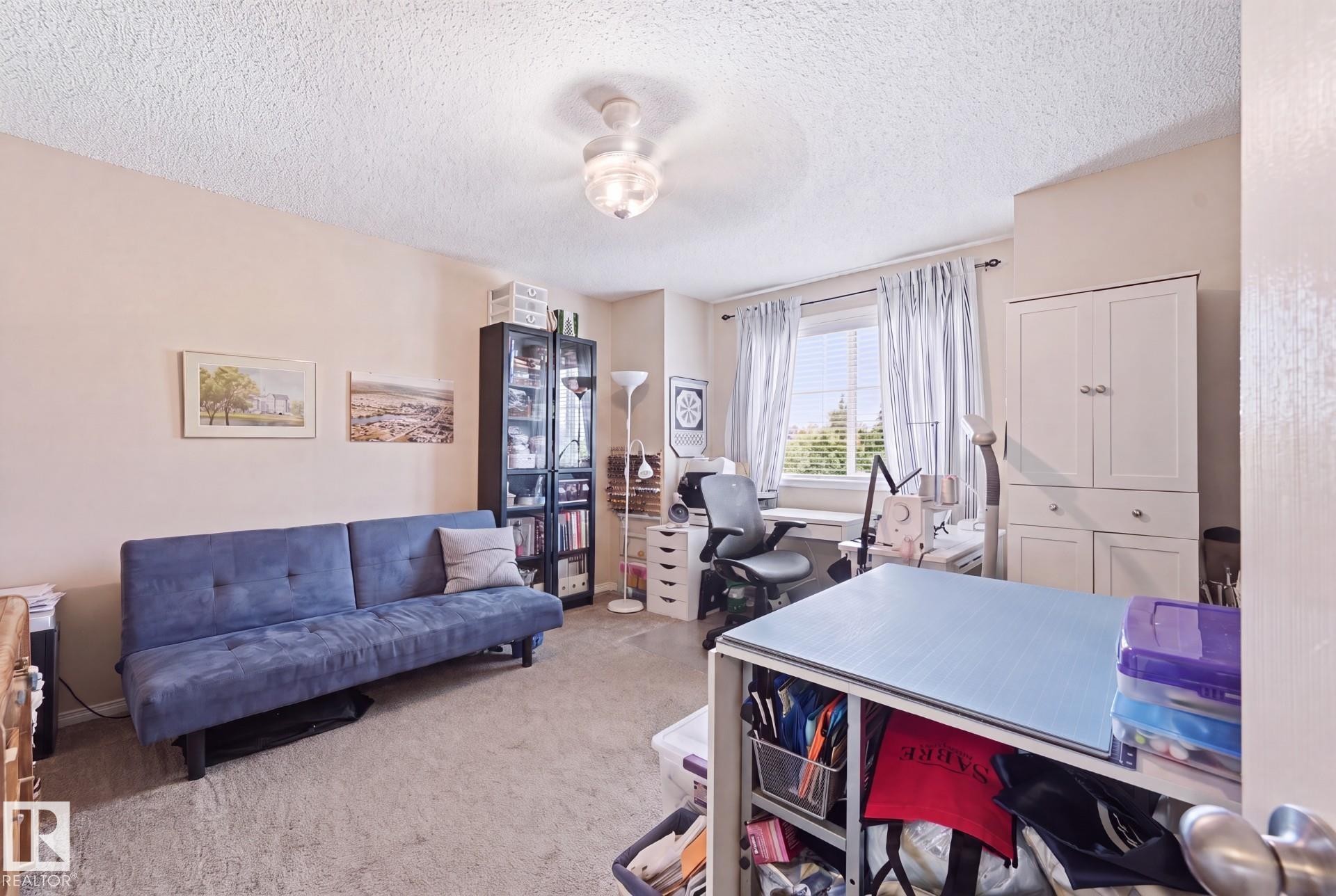 1867 119 Street Sw, Edmonton, AB - Indoor