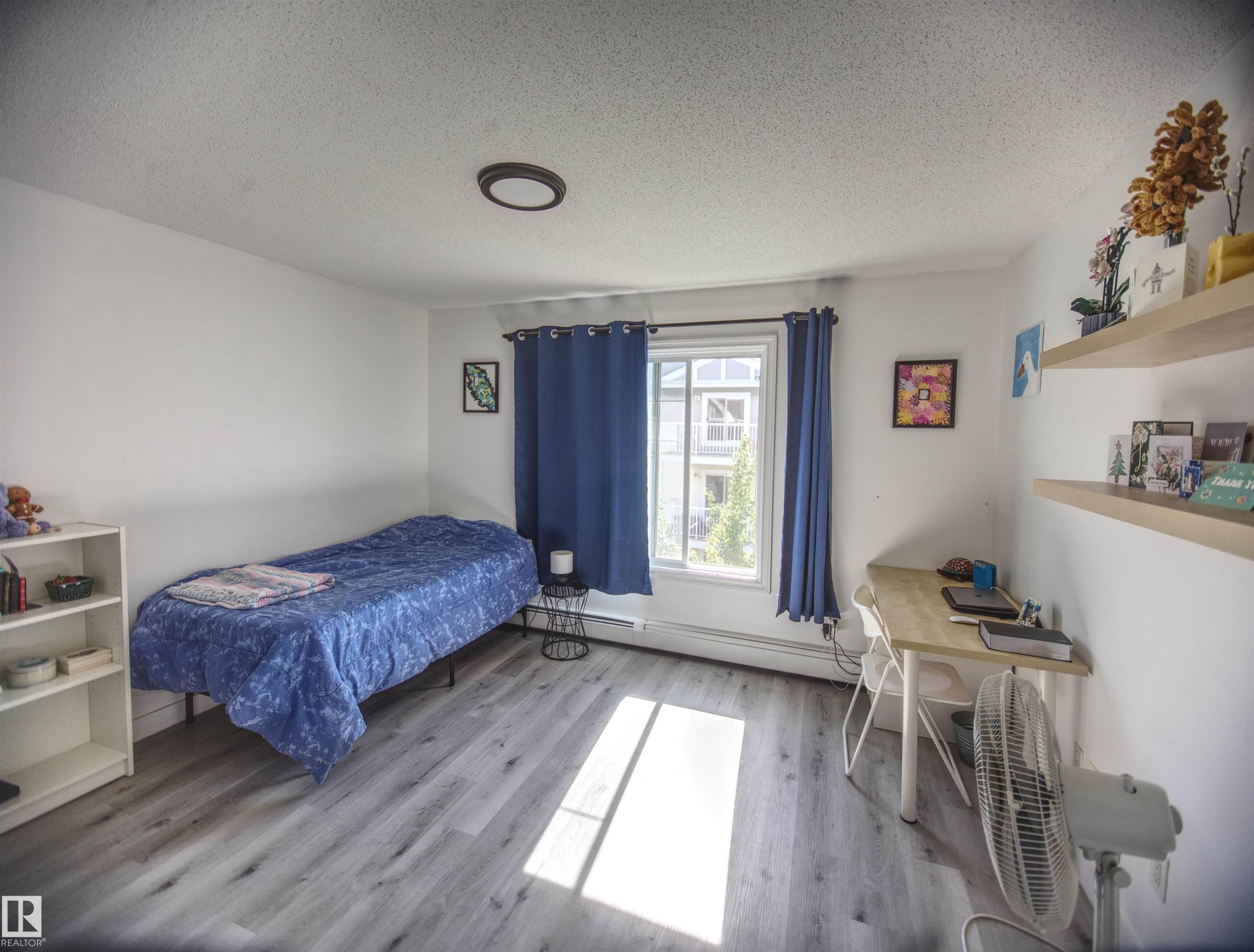 #409 4403 23 St Nw, Edmonton, AB - Indoor Photo Showing Bedroom