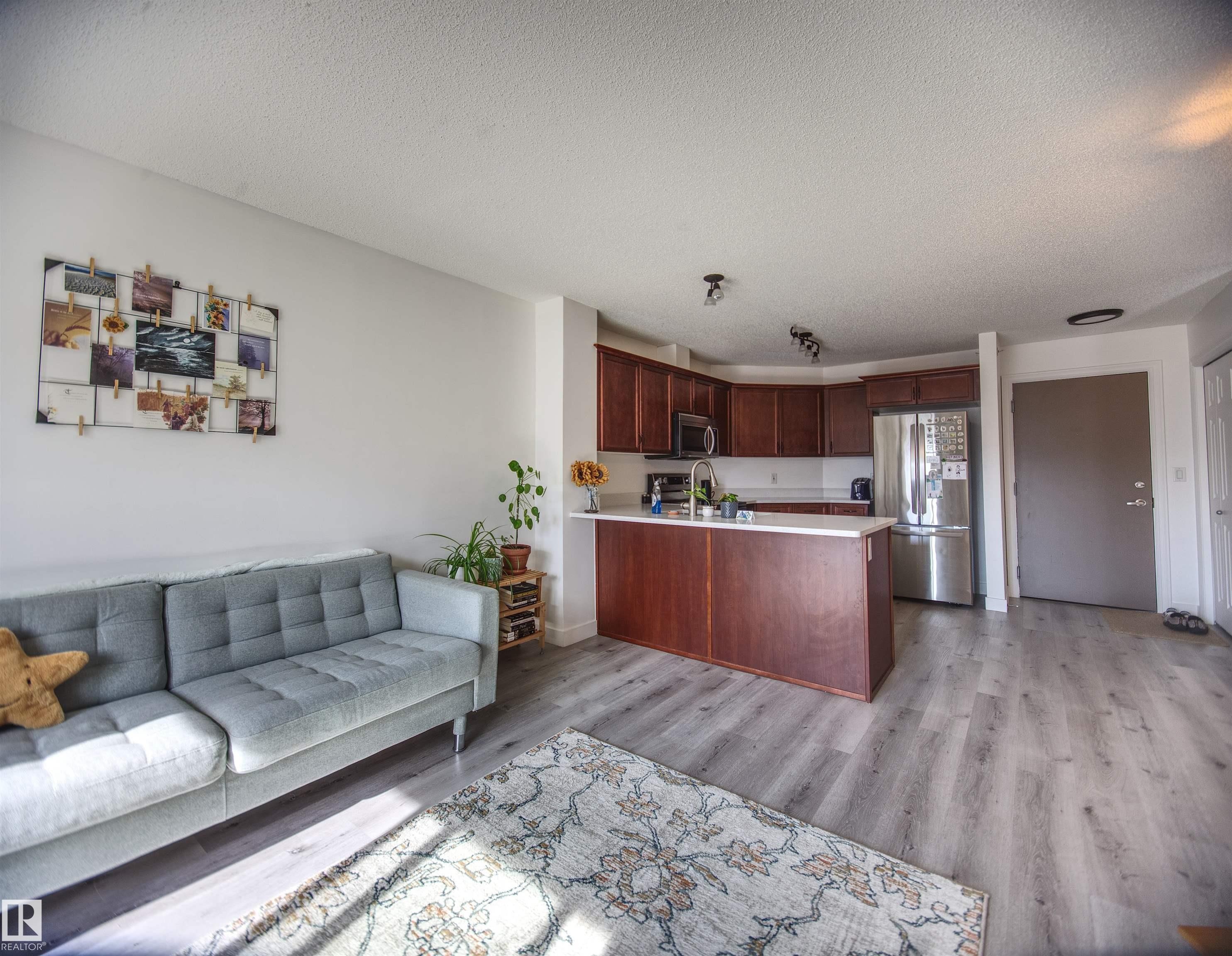 #409 4403 23 St Nw, Edmonton, AB - Indoor