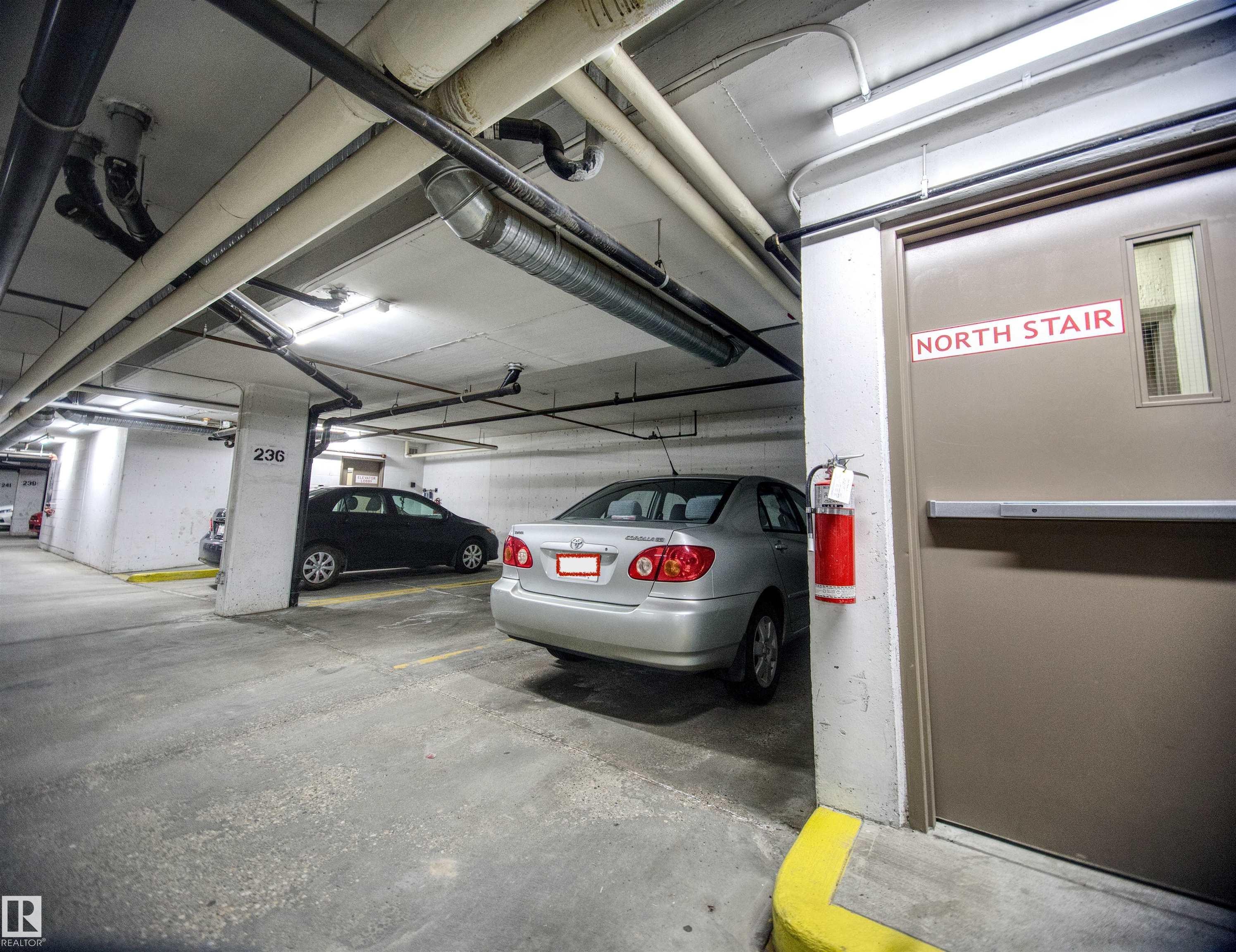 #409 4403 23 St Nw, Edmonton, AB - Indoor Photo Showing Garage