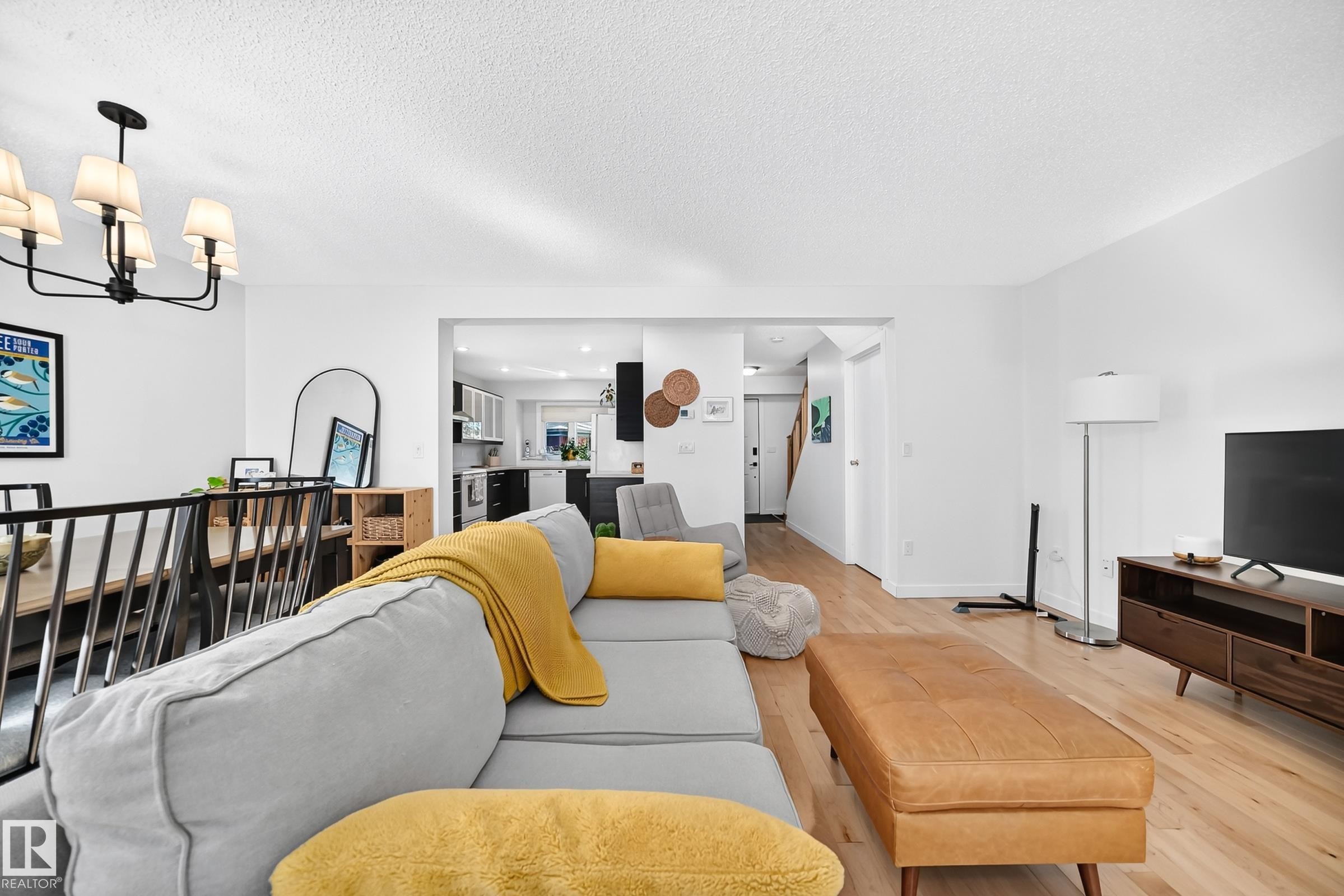 74 Lacombe Point(E), St. Albert, AB - Indoor Photo Showing Other Room