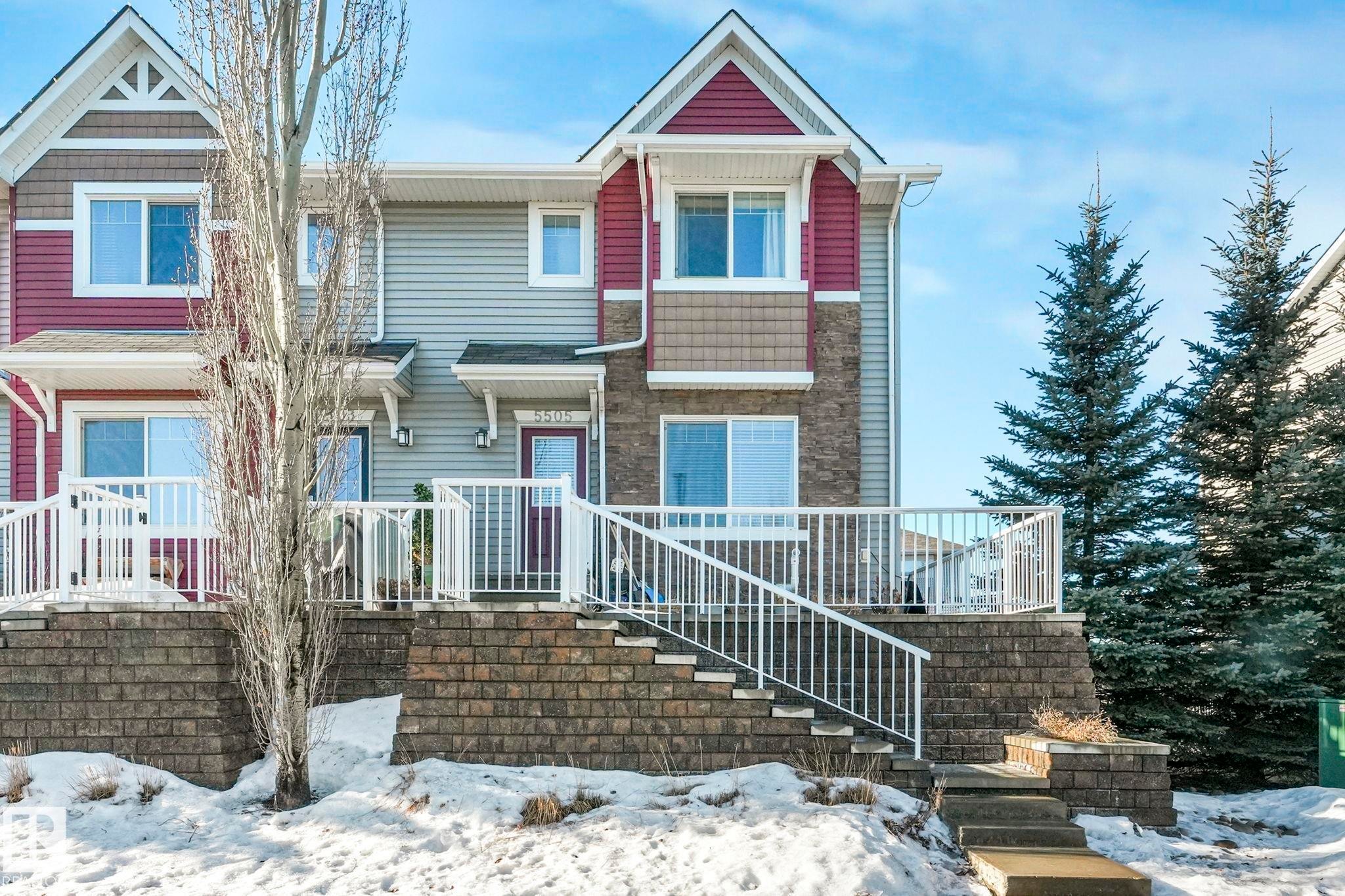 5505 3 Avenue Sw, Edmonton, AB - Outdoor With Facade