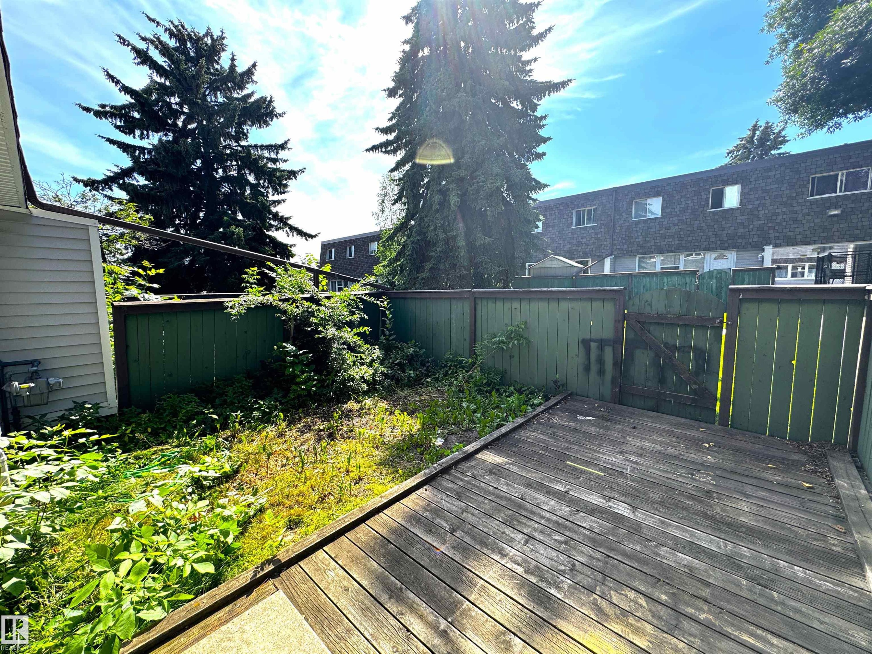 404 Village On The Green Nw, Edmonton, AB - Outdoor