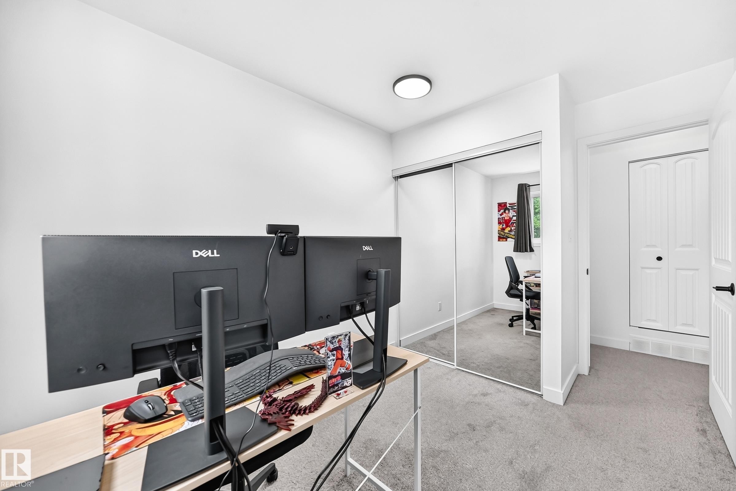 8033 27 Avenue Nw, Edmonton, AB - Indoor