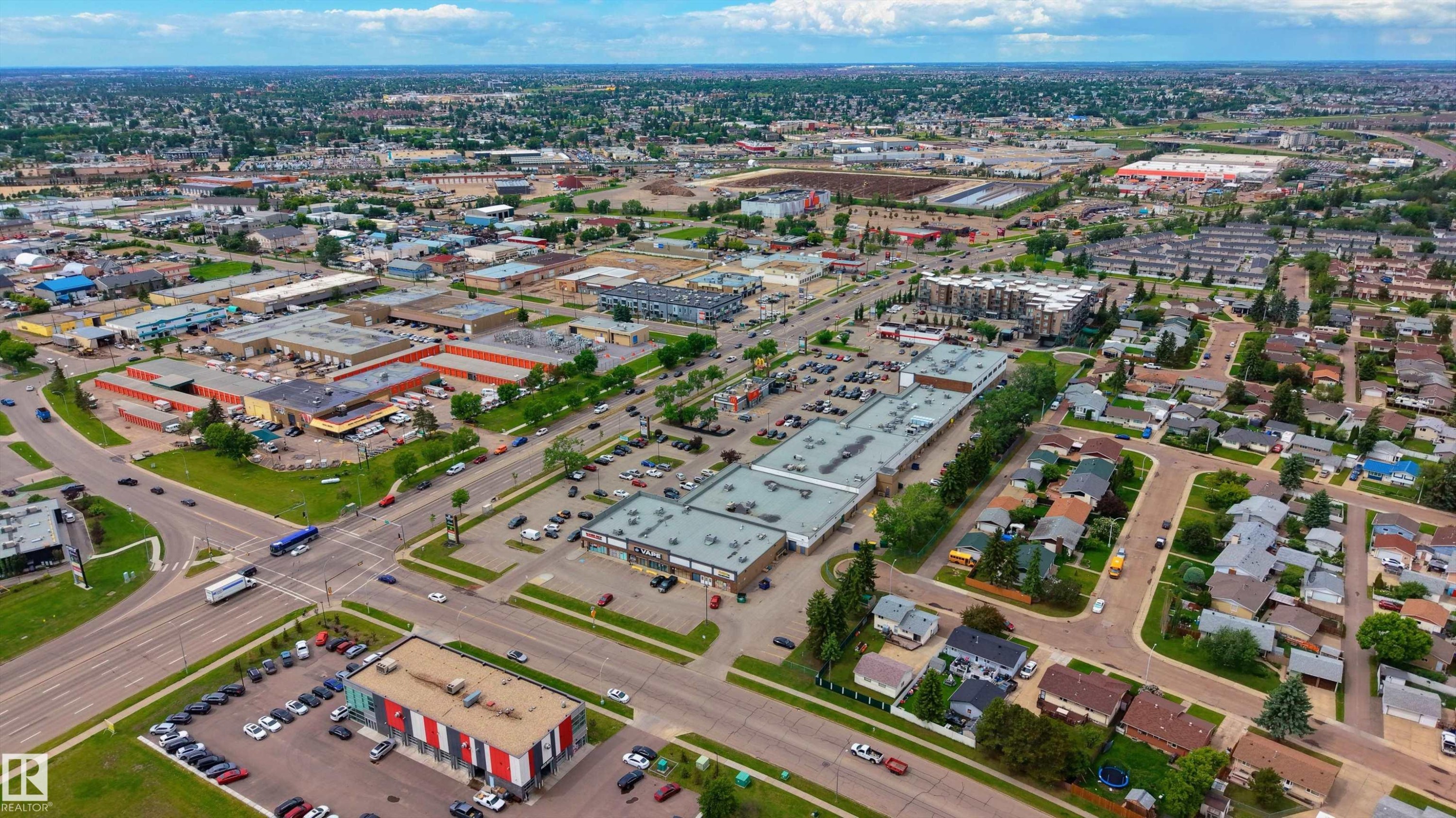 #2 4707 126 Av Nw, Edmonton, AB - Outdoor With View