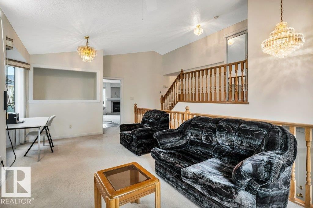 3135 34B Avenue Nw, Edmonton, AB - Indoor Photo Showing Living Room