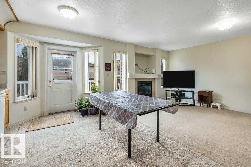3135 34B Avenue Nw, Edmonton, AB - Indoor Photo Showing Other Room