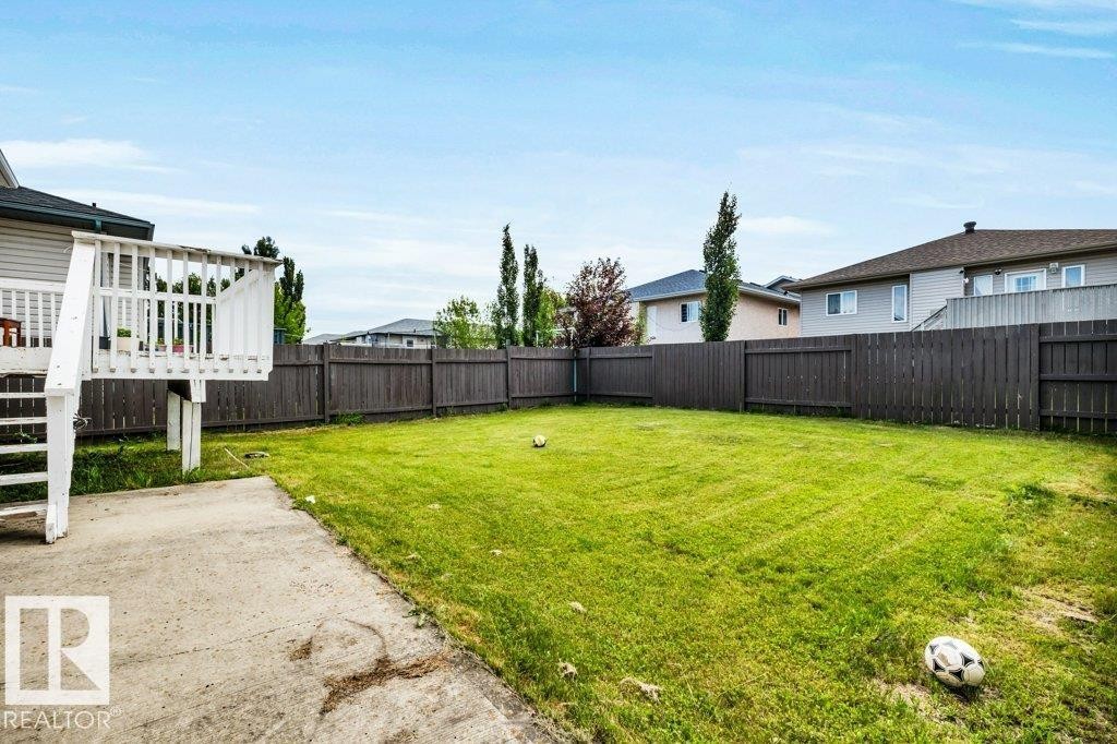 3135 34B Avenue Nw, Edmonton, AB - Outdoor