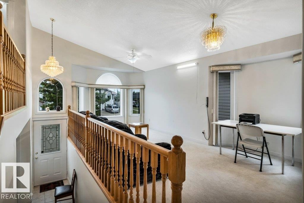 3135 34B Avenue Nw, Edmonton, AB - Indoor Photo Showing Other Room
