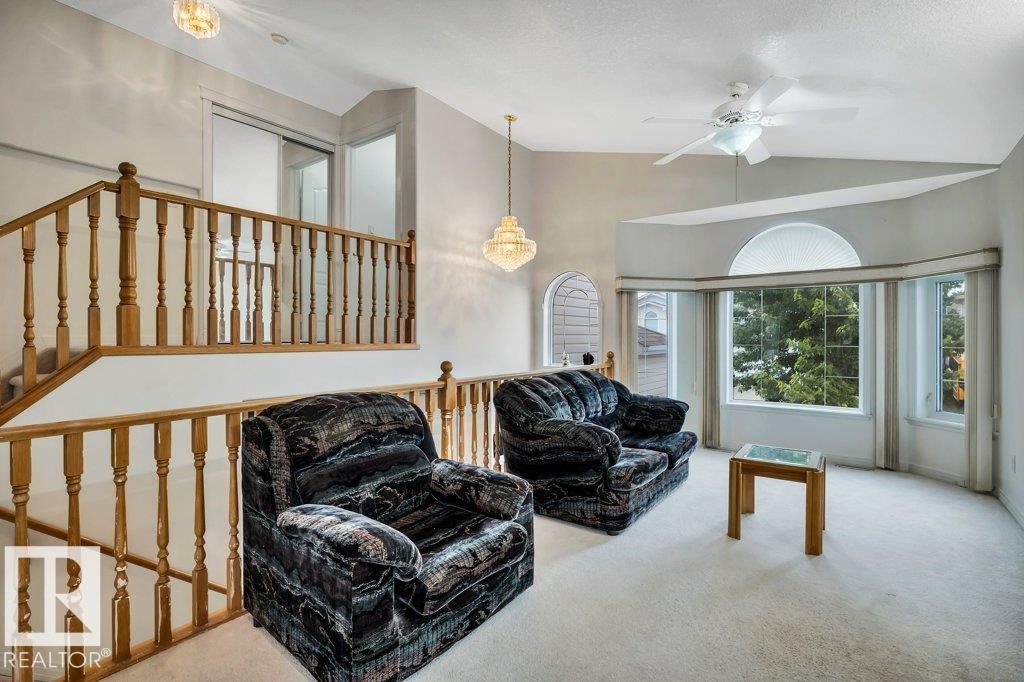 3135 34B Avenue Nw, Edmonton, AB - Indoor