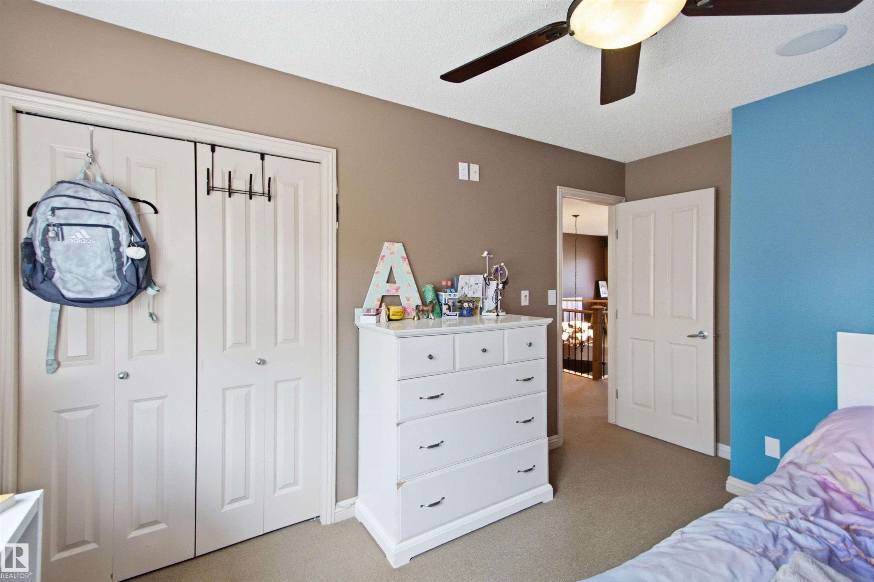 12429 17A Avenue Sw, Edmonton, AB - Indoor Photo Showing Bedroom