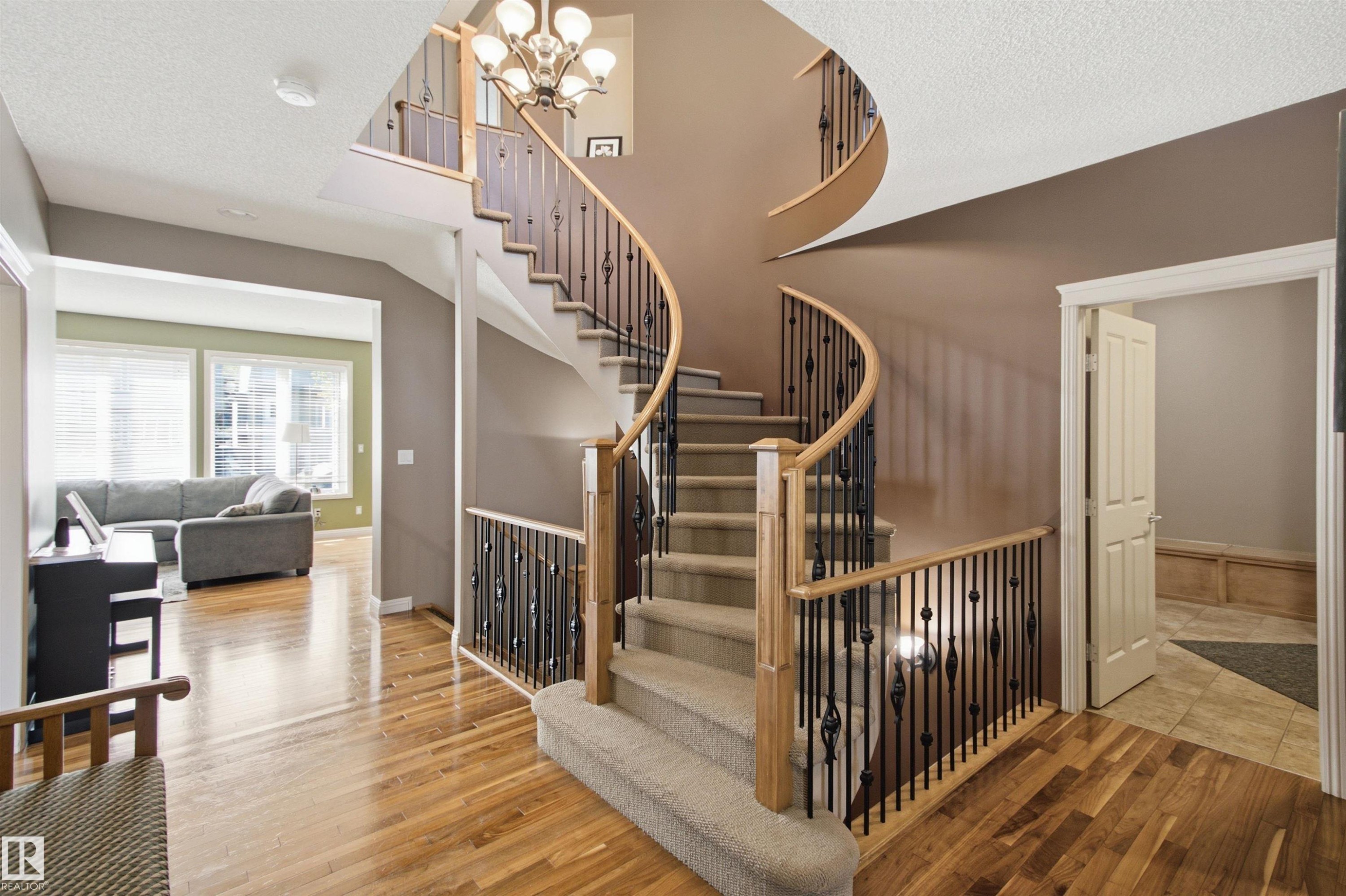 12429 17A Avenue Sw, Edmonton, AB - Indoor Photo Showing Other Room