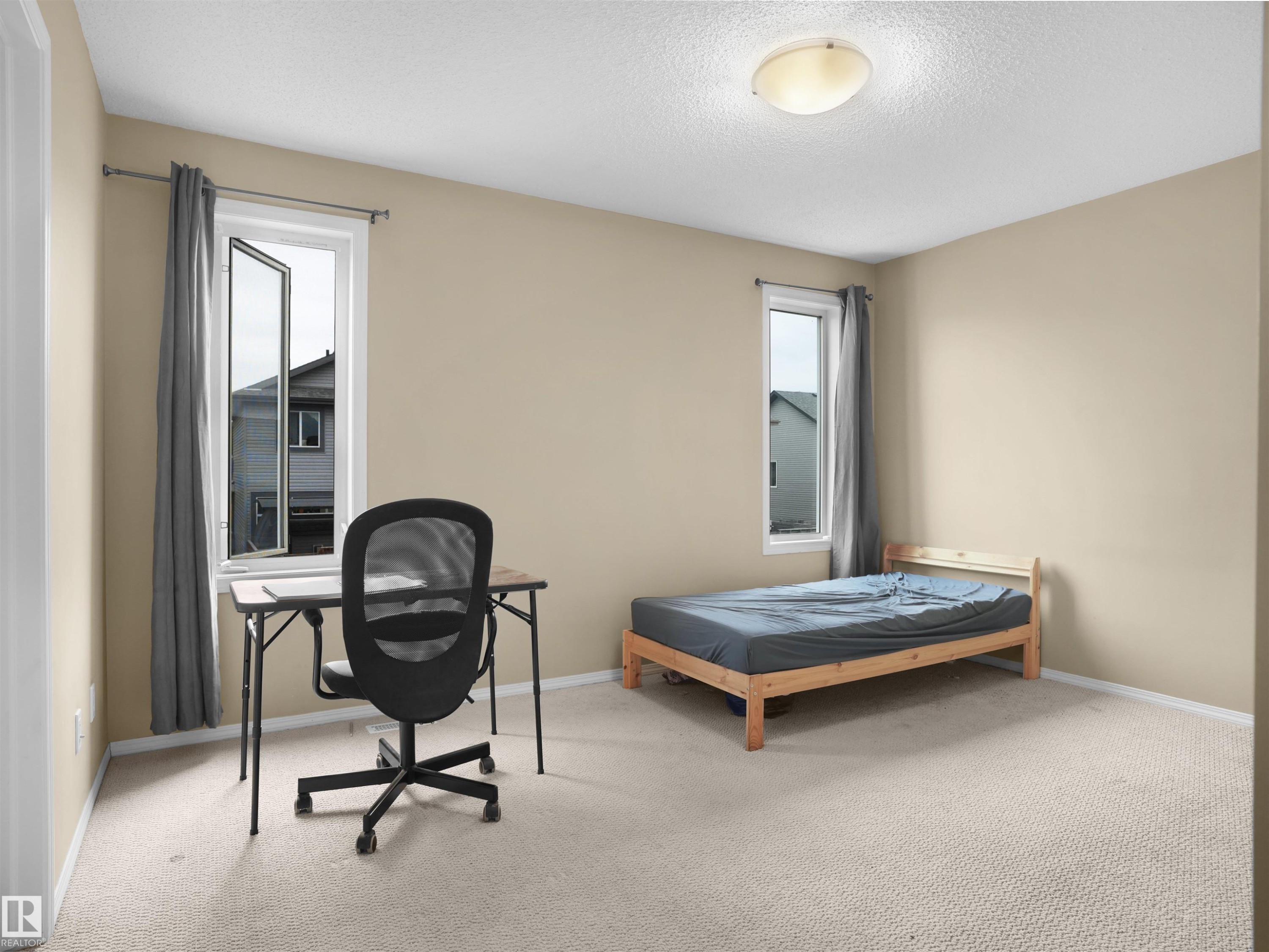 65 Ashby Gardens, Spruce Grove, AB - Indoor Photo Showing Bedroom