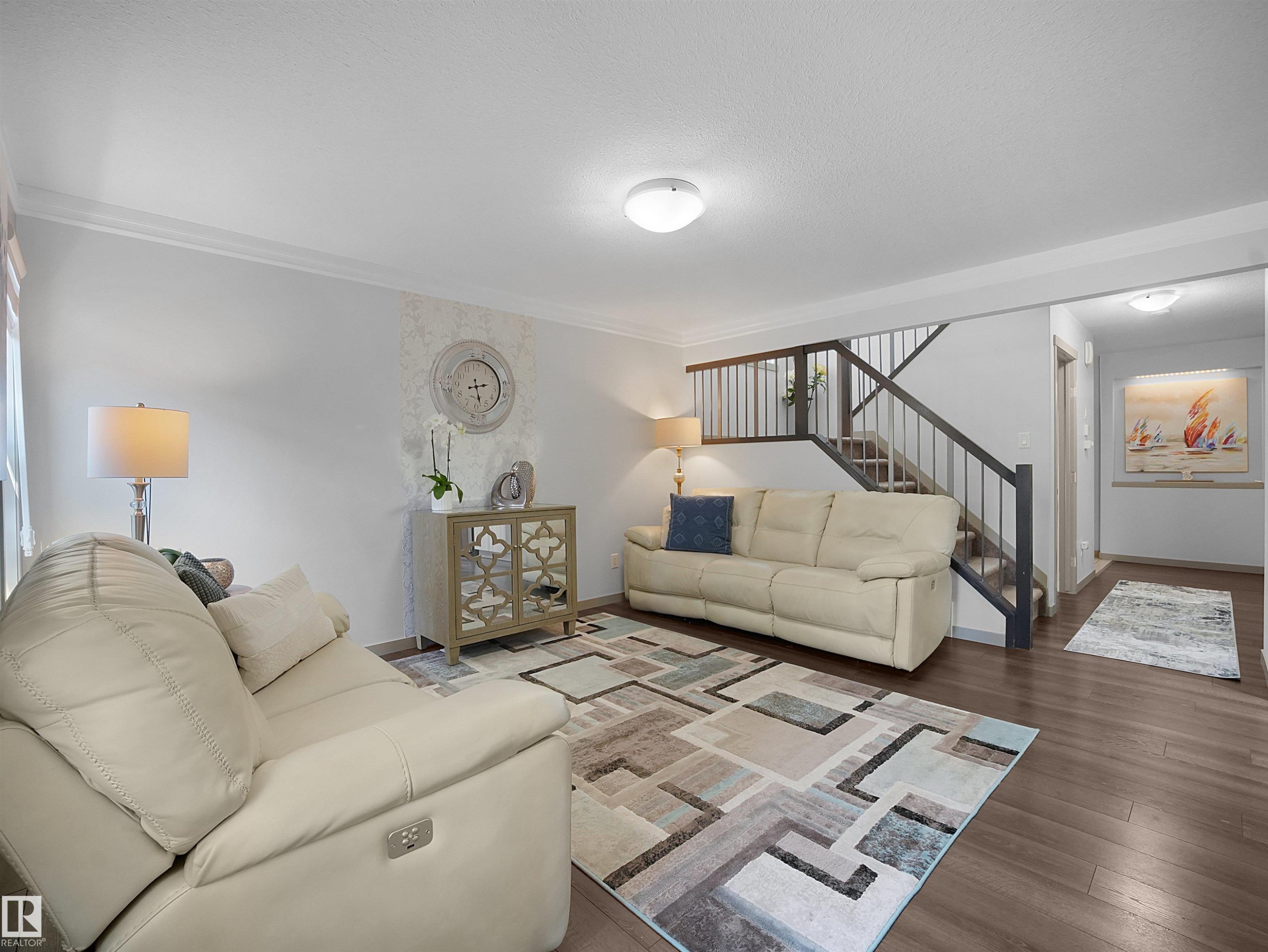 820 179 Street Sw, Edmonton, AB - Indoor Photo Showing Living Room