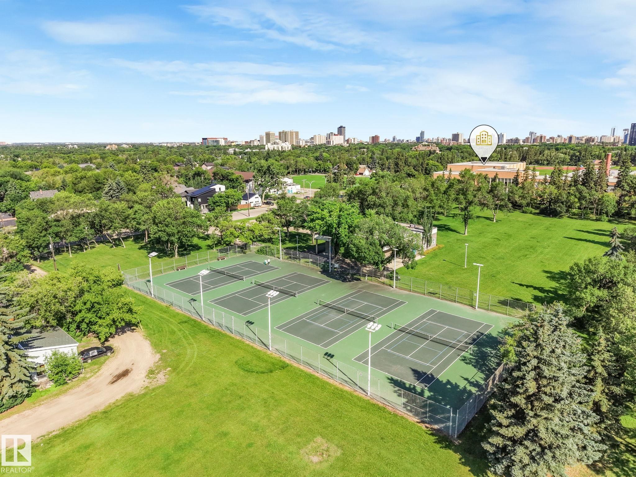 10433 70 Avenue Nw, Edmonton, AB - Outdoor With View