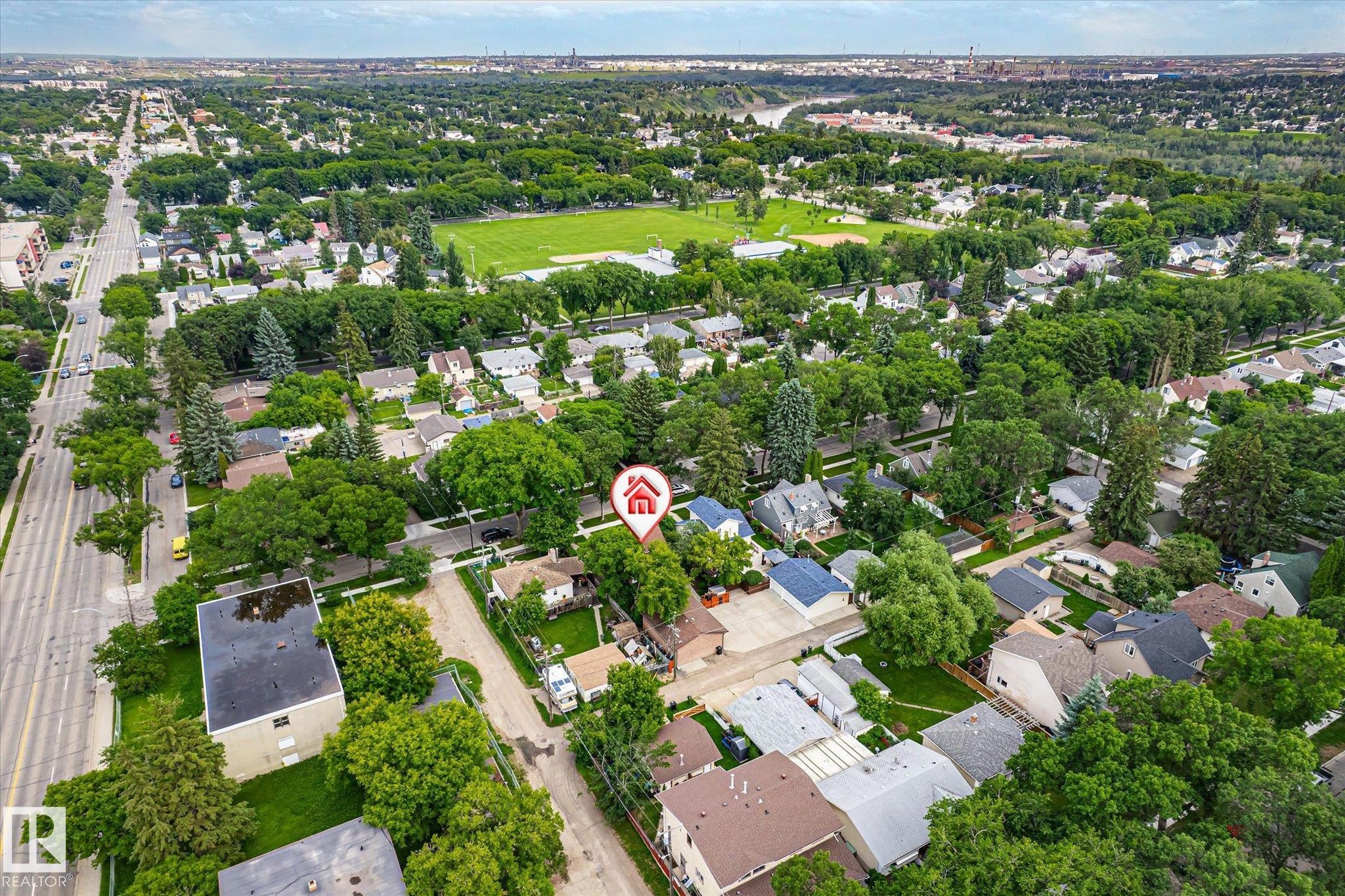 11322 56 Street Nw, Edmonton, AB - Outdoor With View