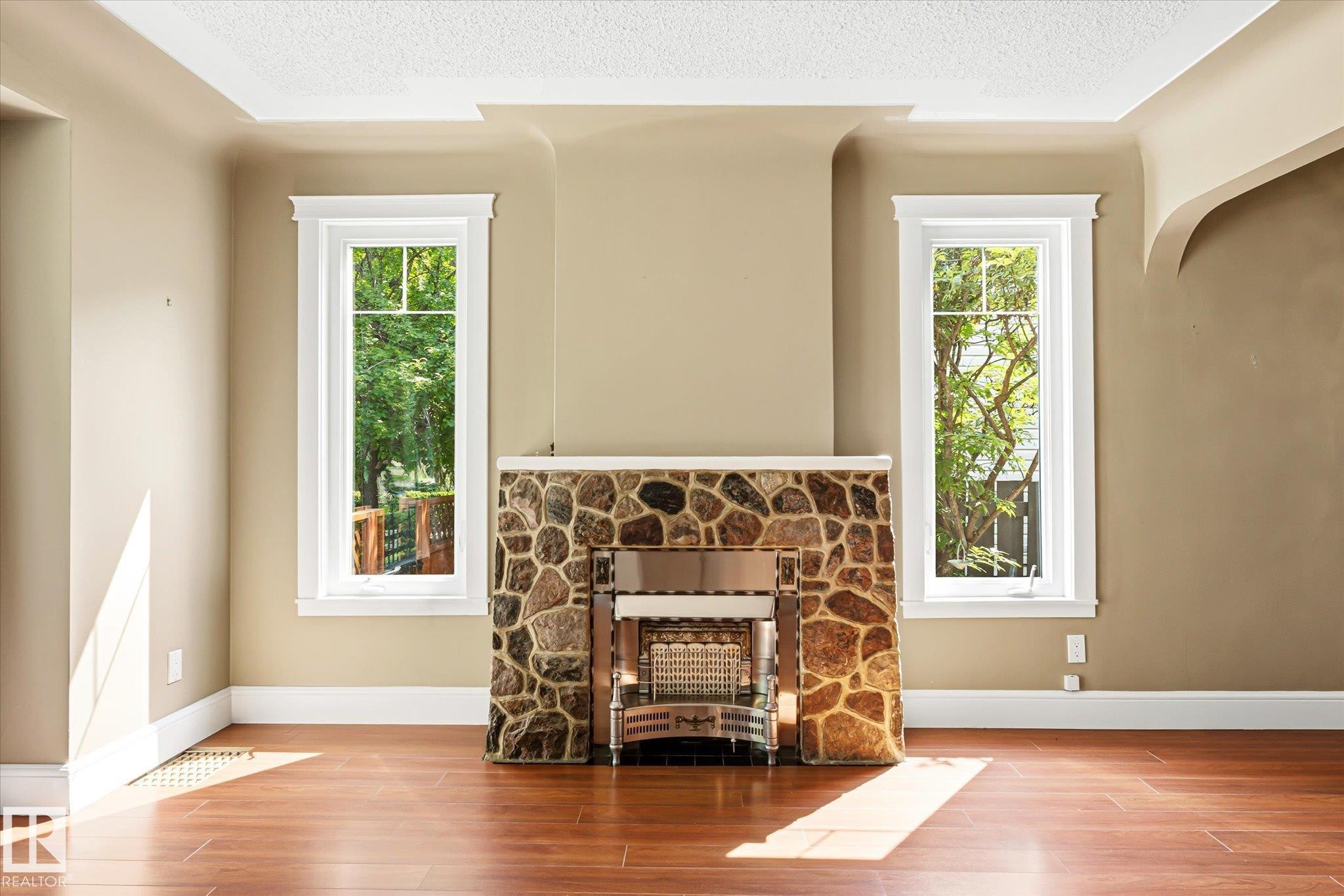11322 56 Street Nw, Edmonton, AB - Indoor With Fireplace