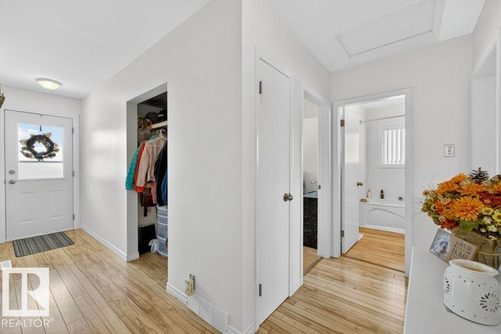 13523 65 Street, Edmonton, AB - Indoor Photo Showing Other Room