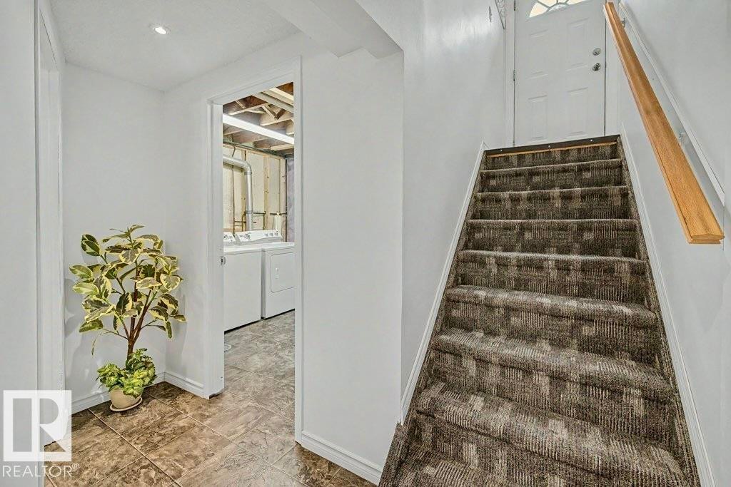 13523 65 Street, Edmonton, AB - Indoor Photo Showing Other Room