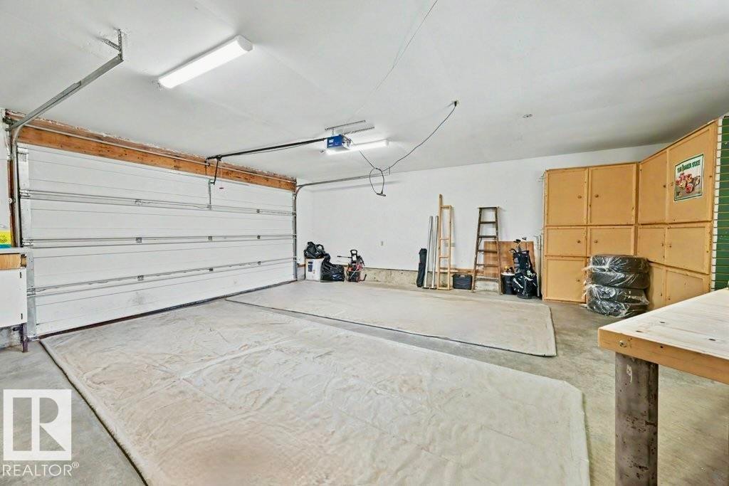 13523 65 Street, Edmonton, AB - Indoor Photo Showing Garage