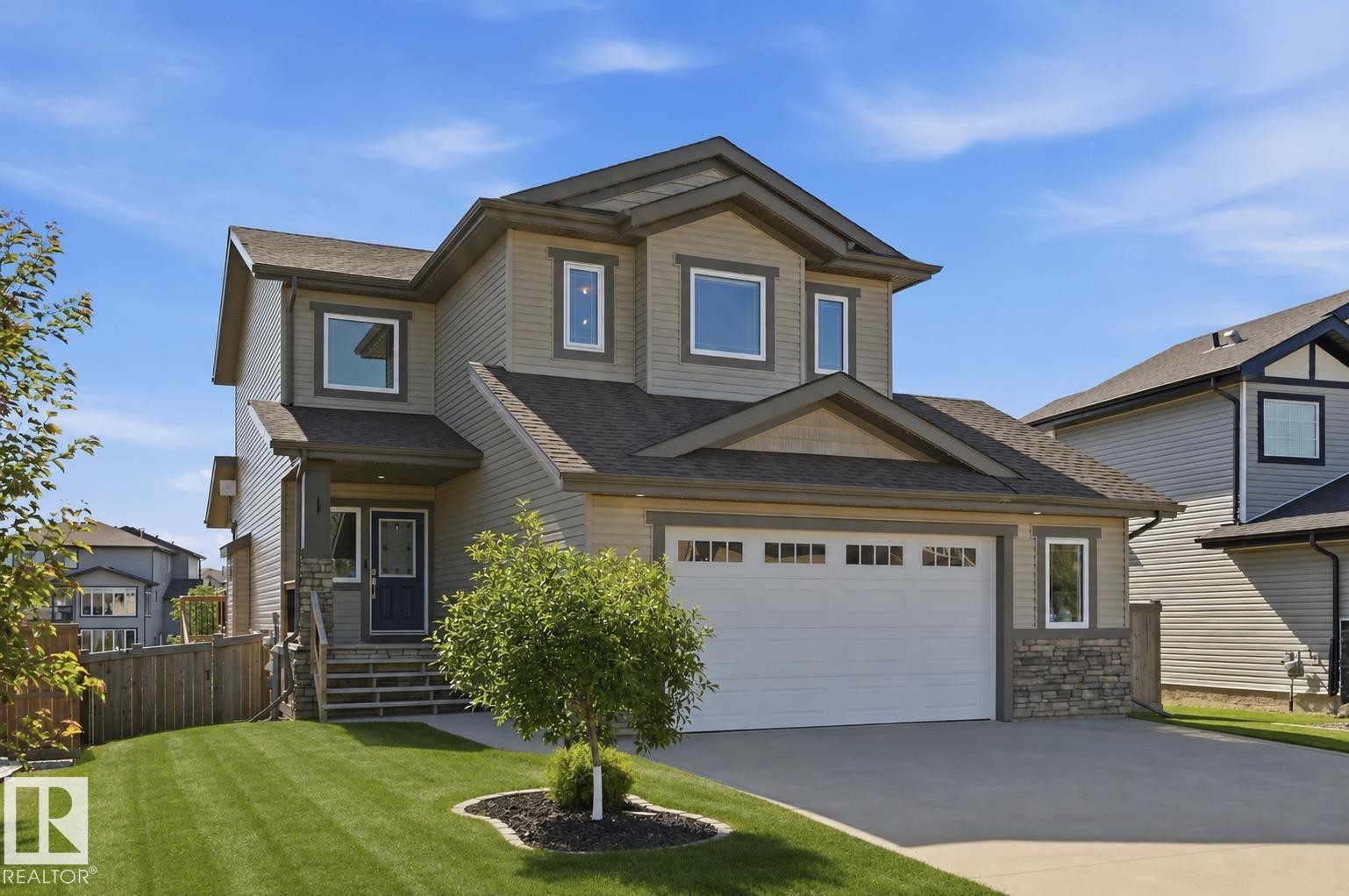 9 Southbridge Drive, Calmar, AB - Outdoor With Facade