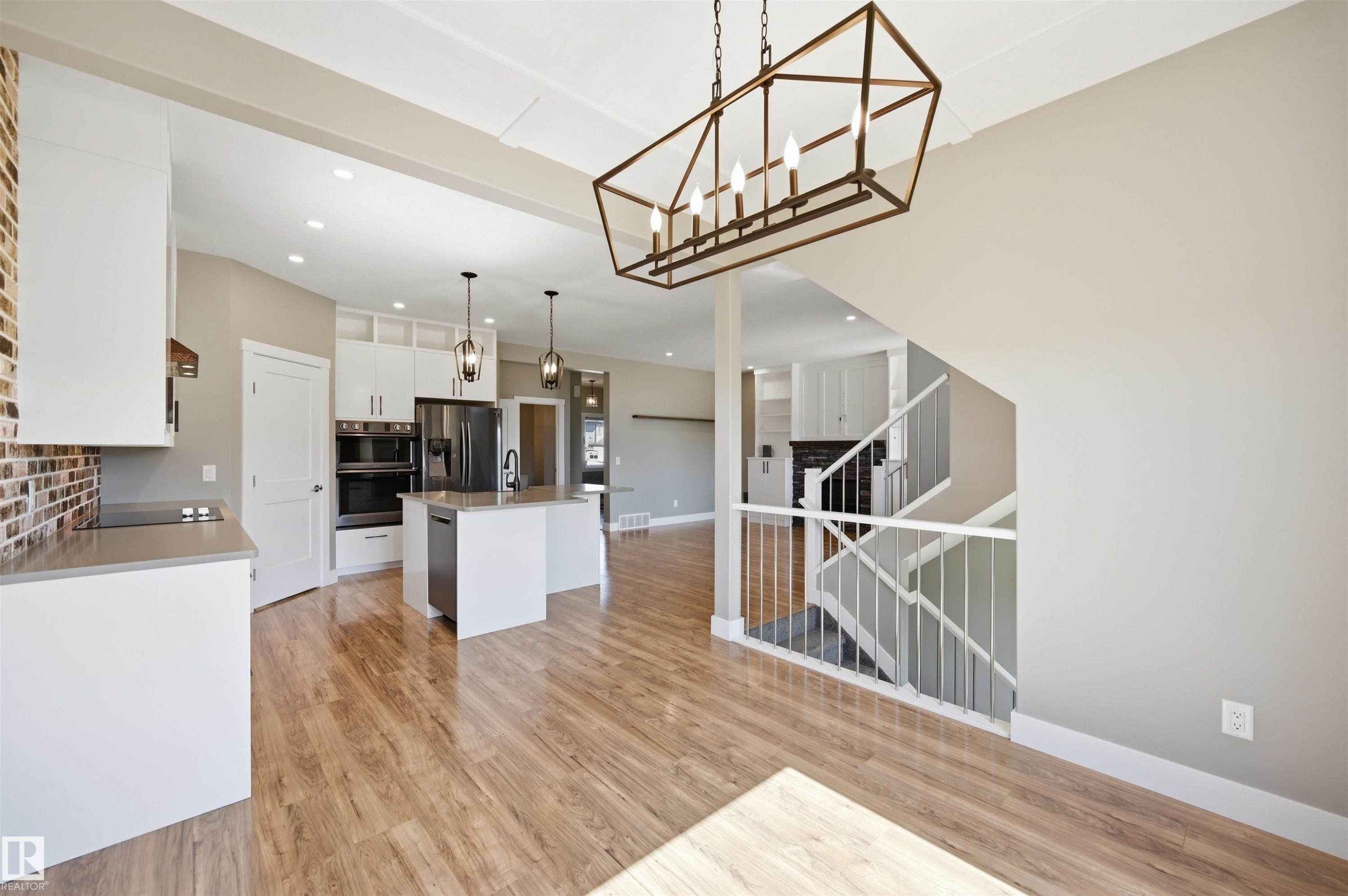 9 Southbridge Drive, Calmar, AB - Indoor Photo Showing Kitchen With Upgraded Kitchen