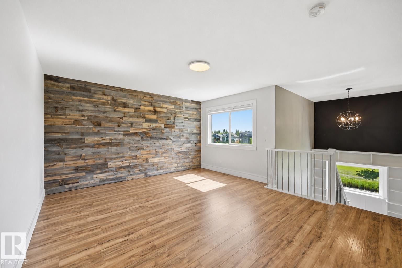 9 Southbridge Drive, Calmar, AB - Indoor Photo Showing Other Room