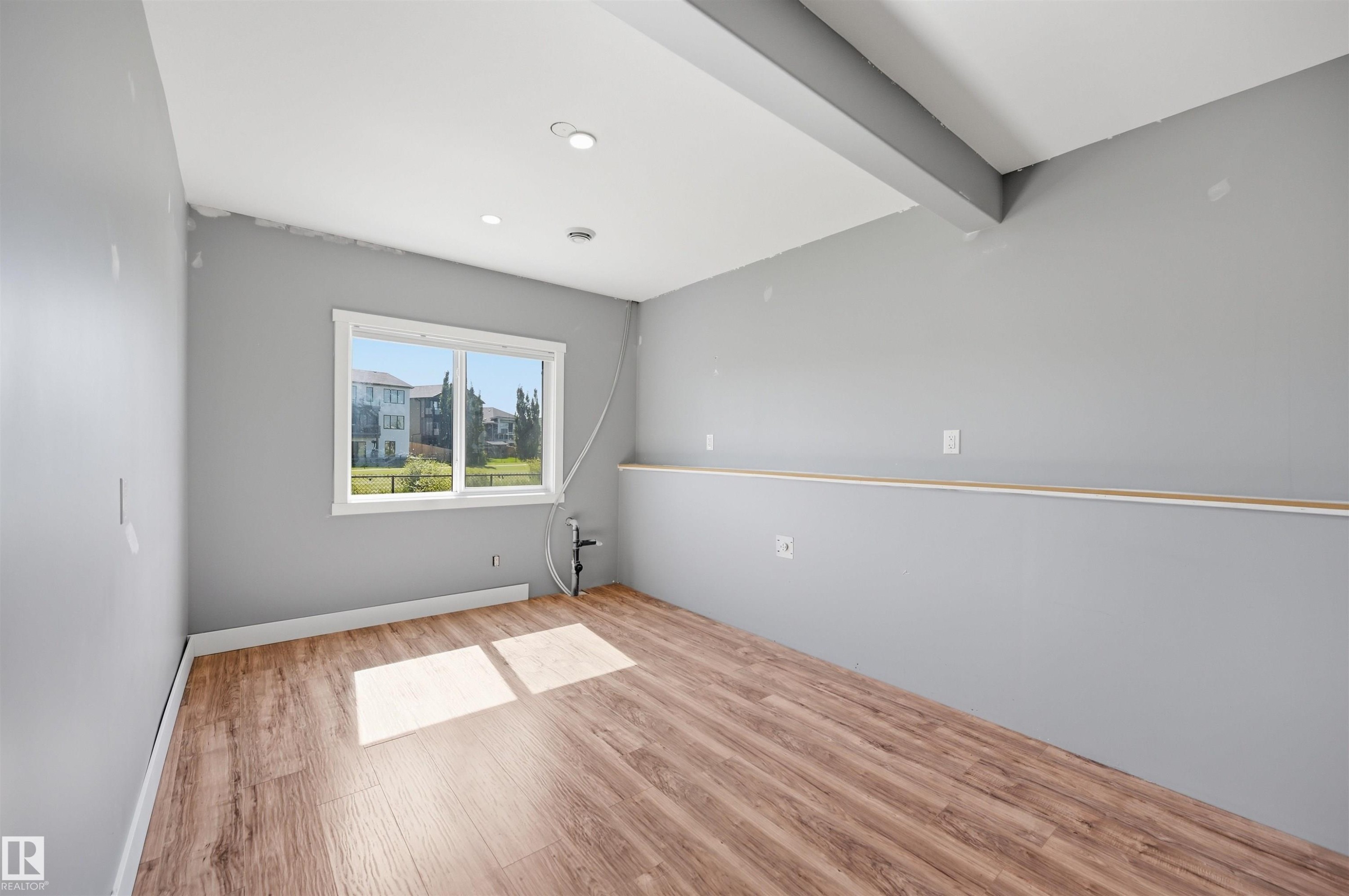 9 Southbridge Drive, Calmar, AB - Indoor Photo Showing Other Room