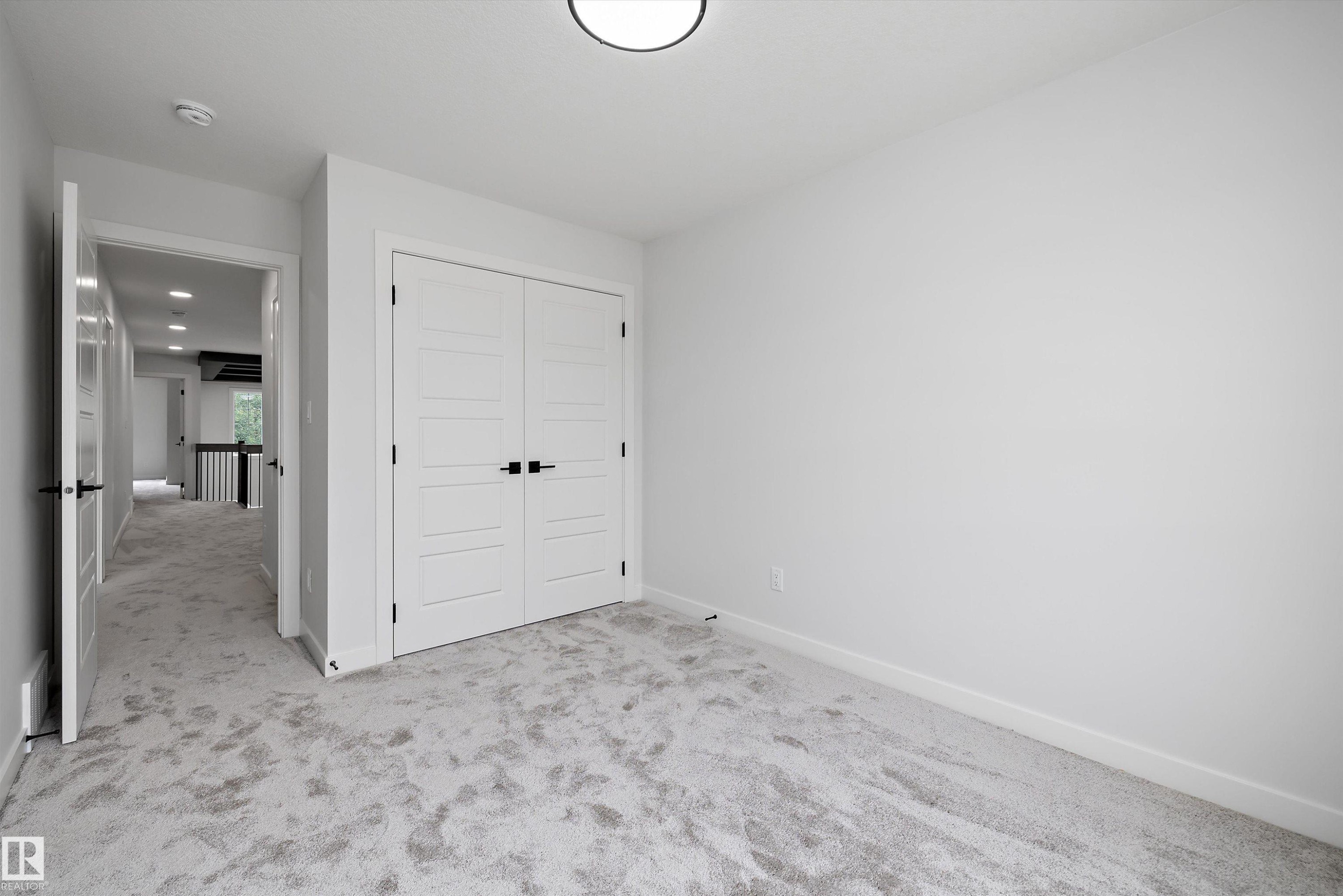 Bedroom - 919 Elderberry Landing Nw, Edmonton, AB - Indoor Photo Showing Other Room