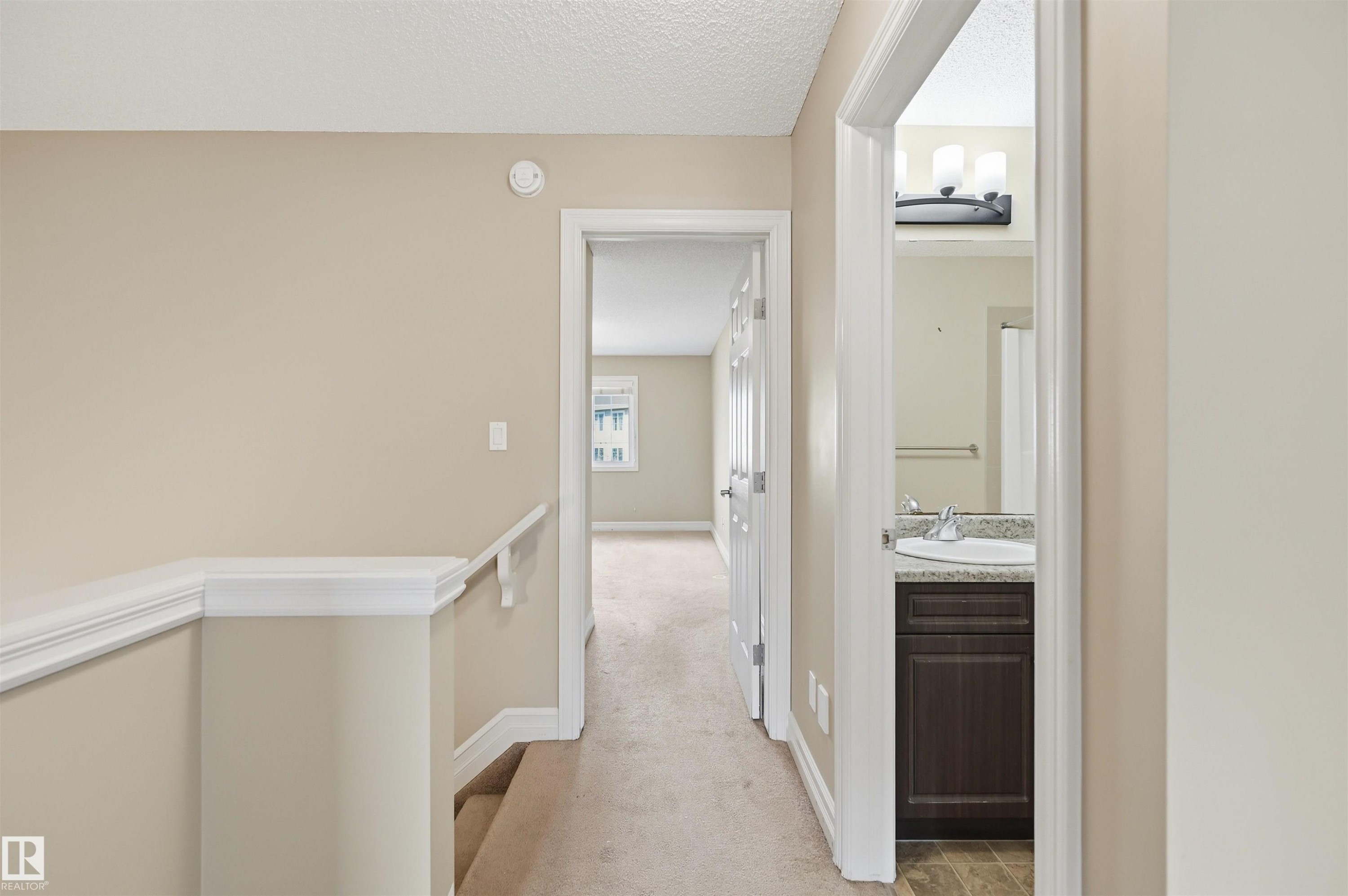 #11 5317 3 Av Sw, Edmonton, AB - Indoor Photo Showing Other Room