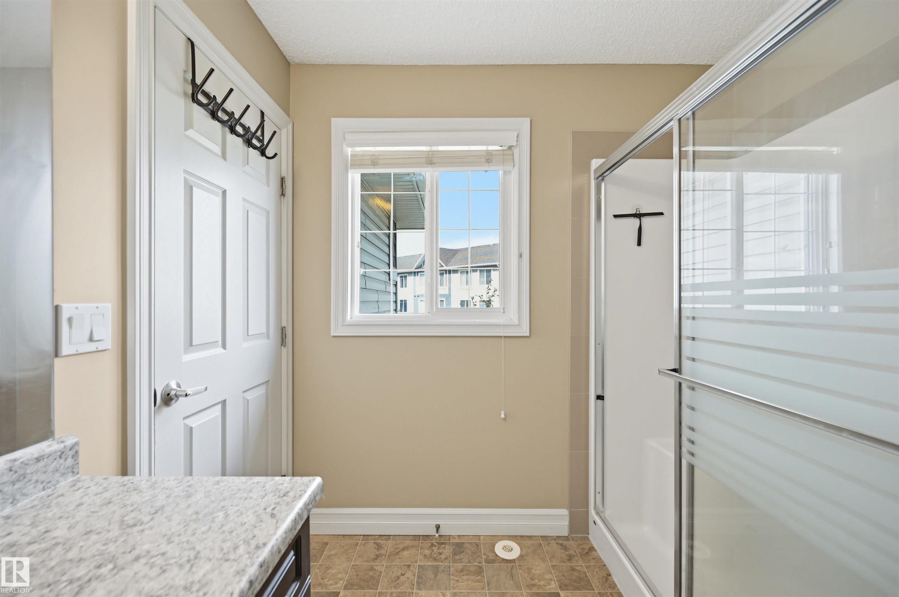 #11 5317 3 Av Sw, Edmonton, AB - Indoor Photo Showing Other Room