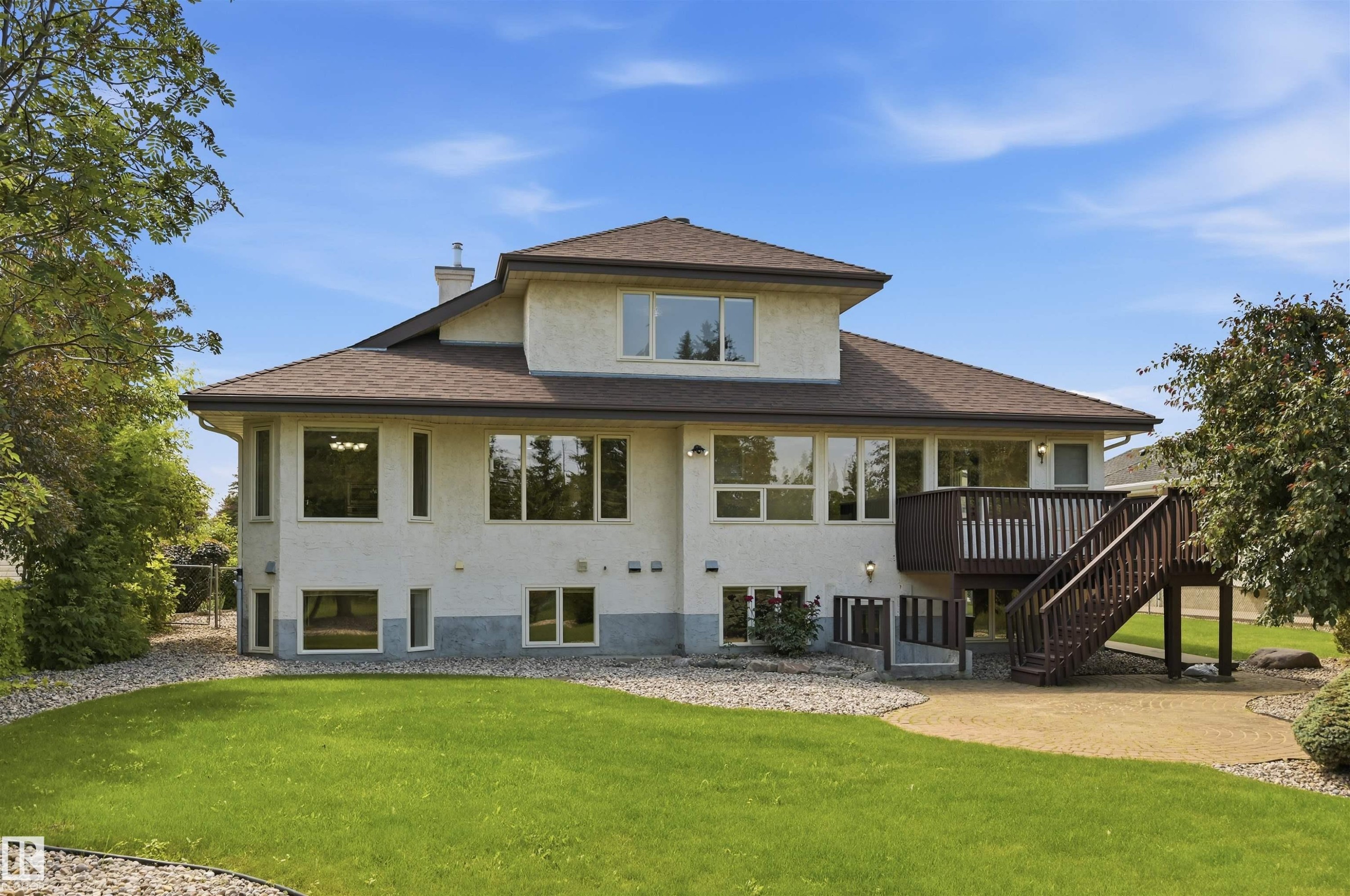 337 Twin Brooks Drive Nw, Edmonton, AB - Outdoor