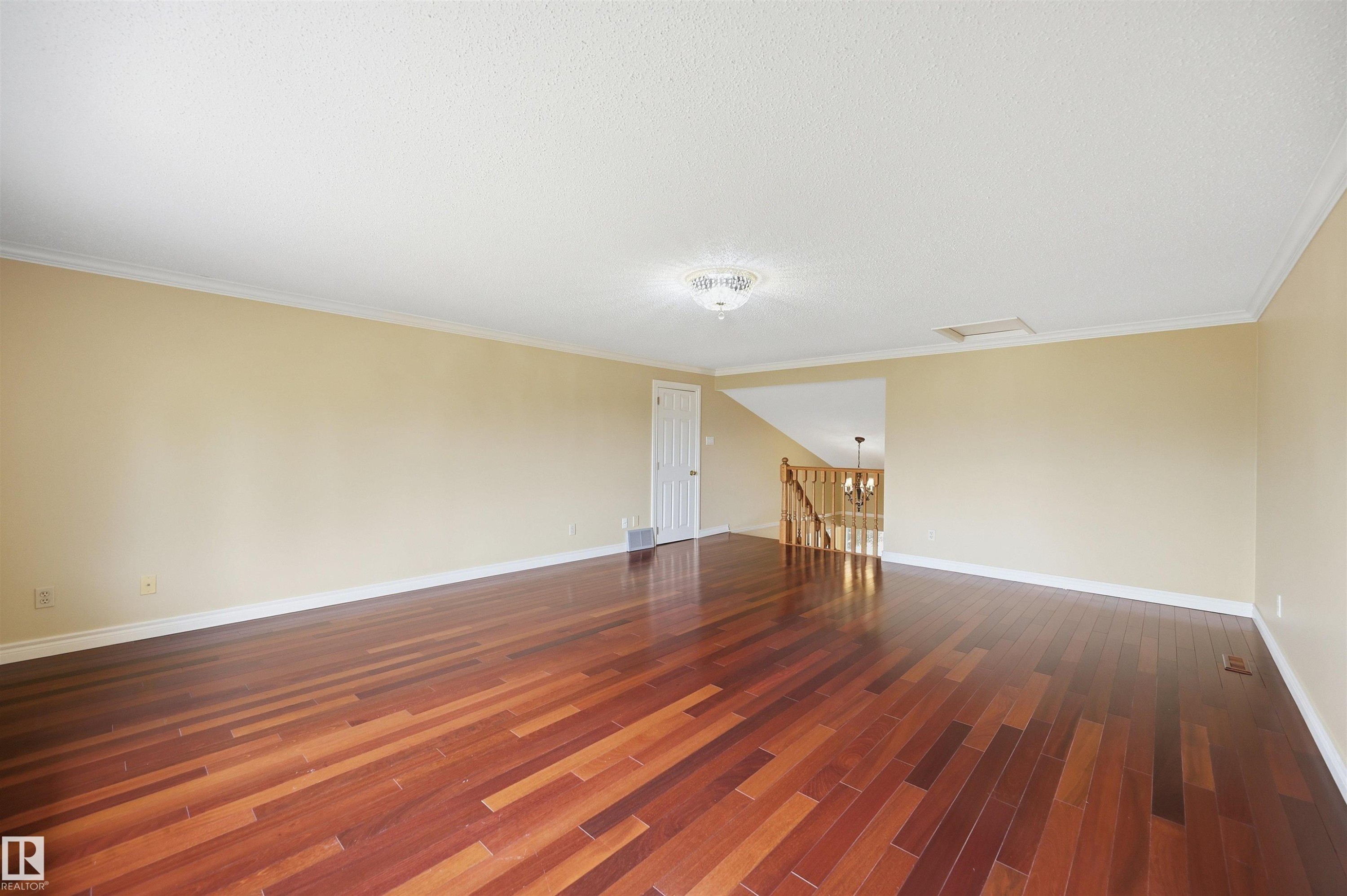 337 Twin Brooks Drive Nw, Edmonton, AB - Indoor Photo Showing Other Room