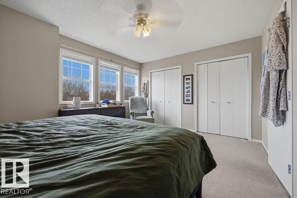 4618 Turner Square Square Nw, Edmonton, AB - Indoor Photo Showing Bedroom