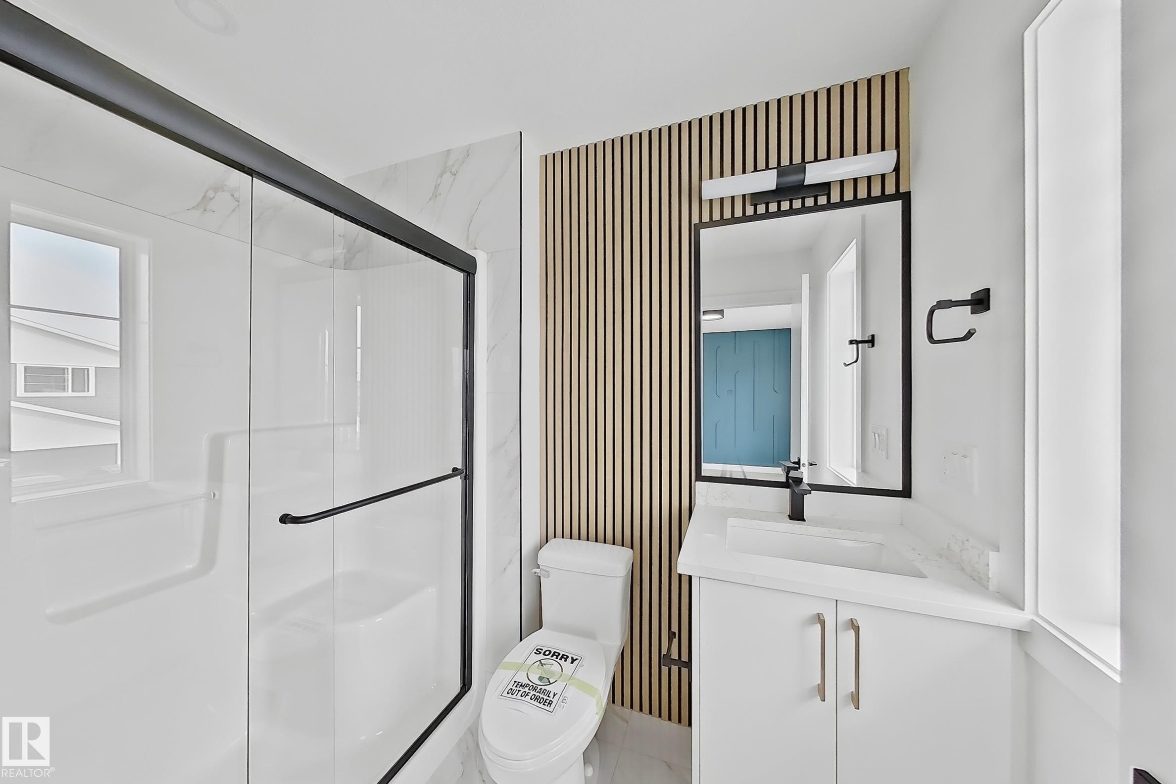 8916 Mayday Way Sw, Edmonton, AB - Indoor