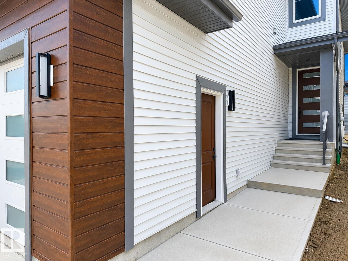 8916 Mayday Way Sw, Edmonton, AB - Outdoor With Exterior